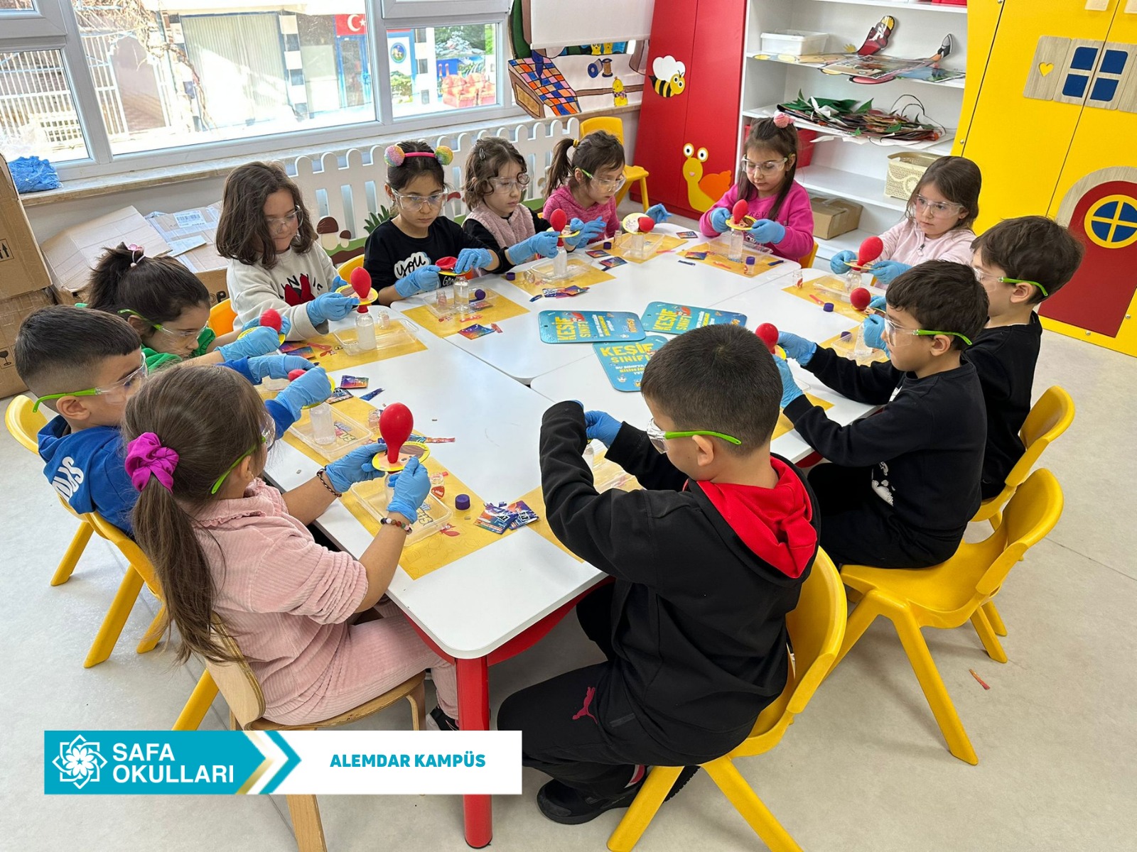 MİNİK BİLİM İNSANLARI