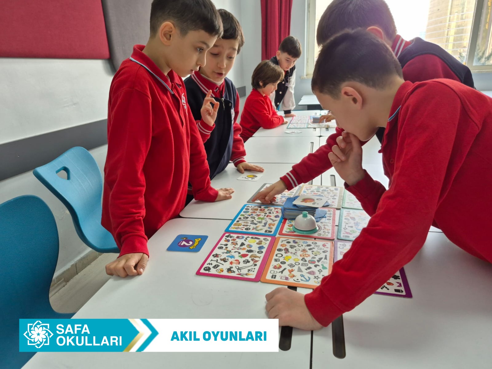 DEDEKTİF OYUNU VE ÖĞRENCİLERİMİZ