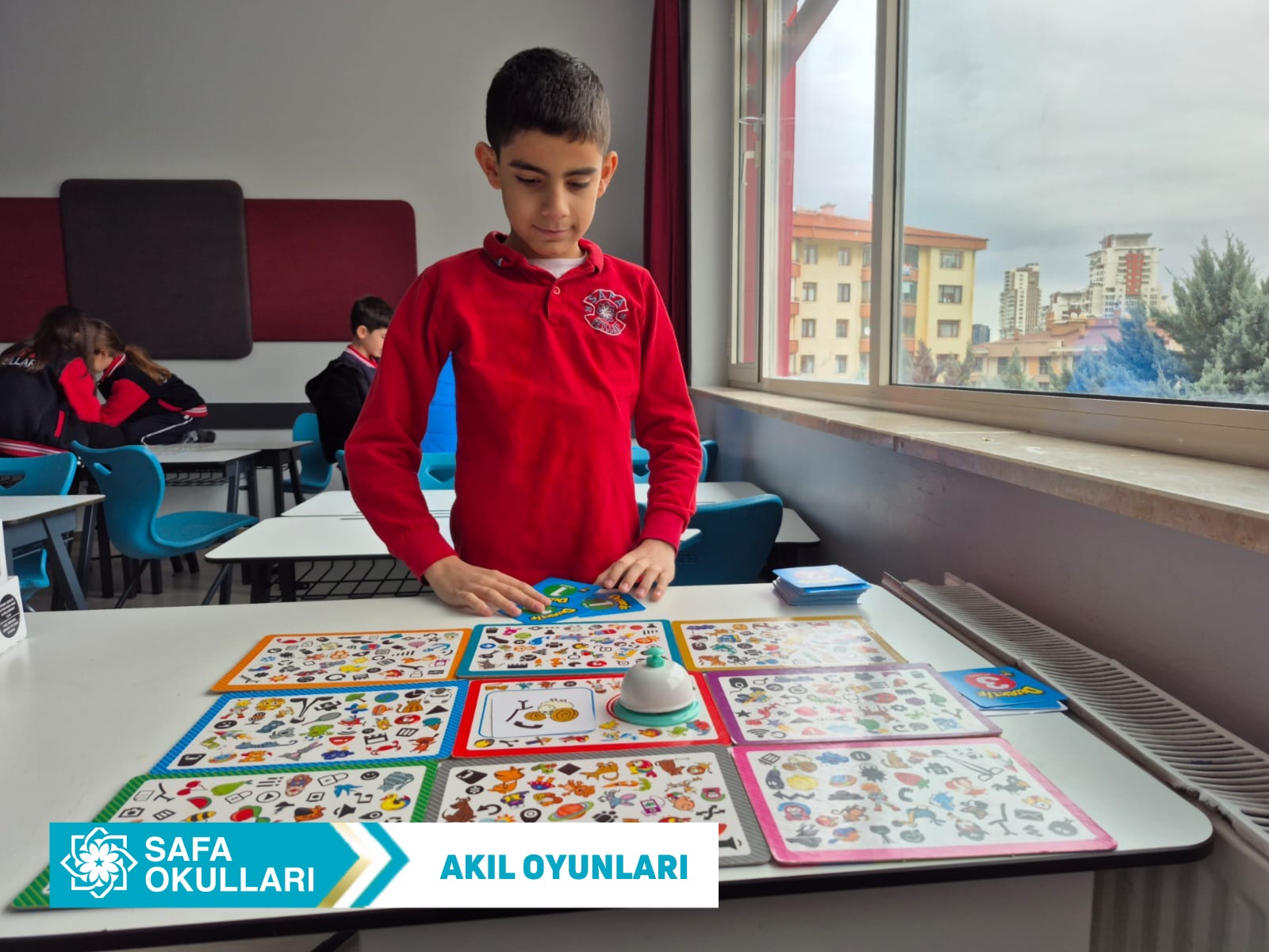 DEDEKTİF OYUNU VE ÖĞRENCİLERİMİZ