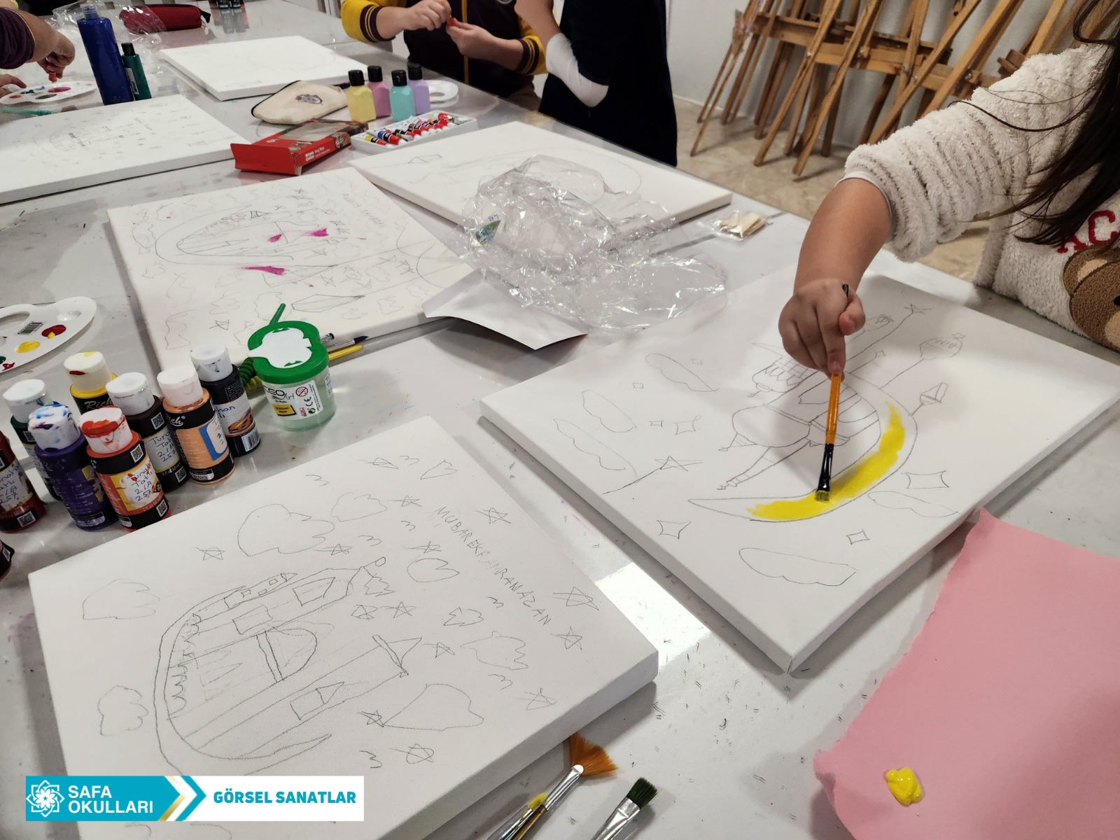 GÖRSEL SANATLAR ATÖLYESİ