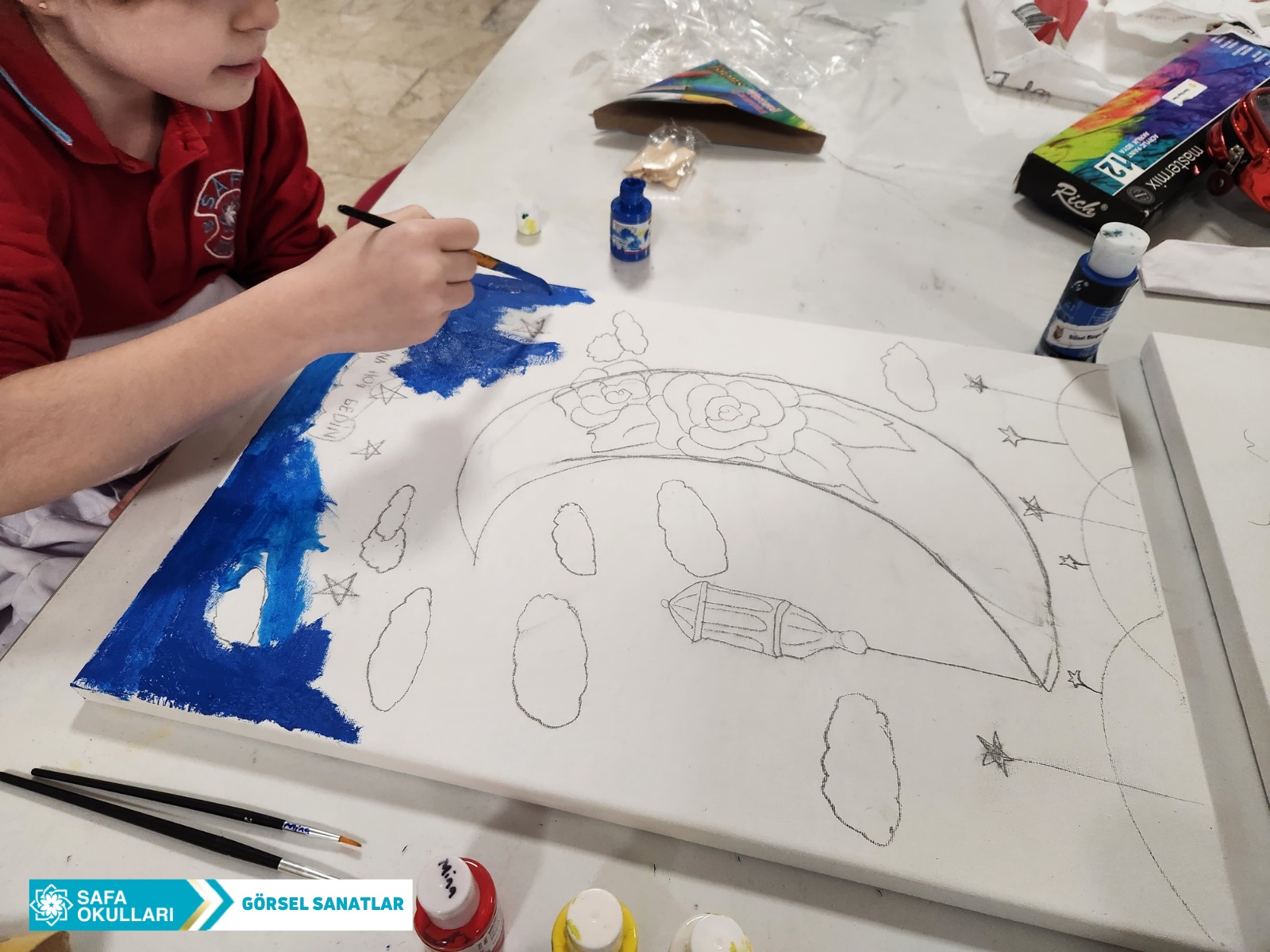 GÖRSEL SANATLAR ATÖLYESİ