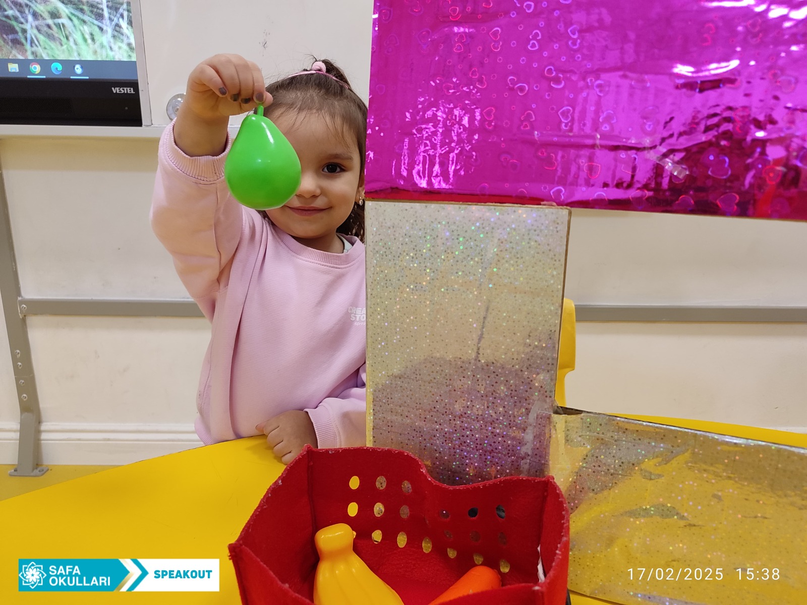 'GUESS WHAT?' OYUNUMUZ