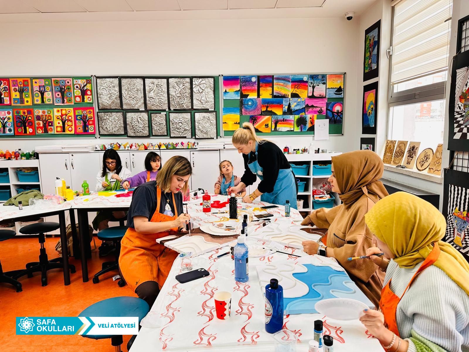 VELİLERİMİZ İLE GÖRSEL SANATLAR ATÖLYESİ