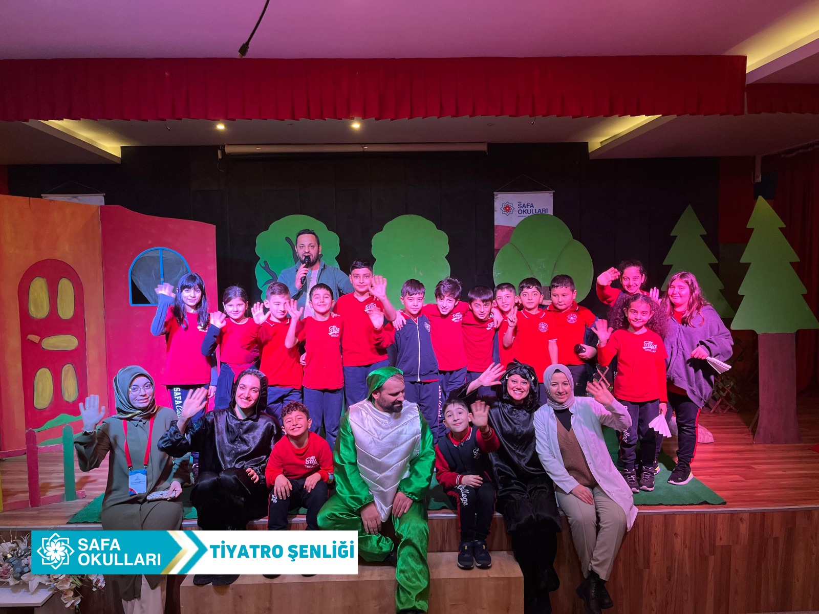 SAFA'DA TİYATRO ŞENLİĞİ