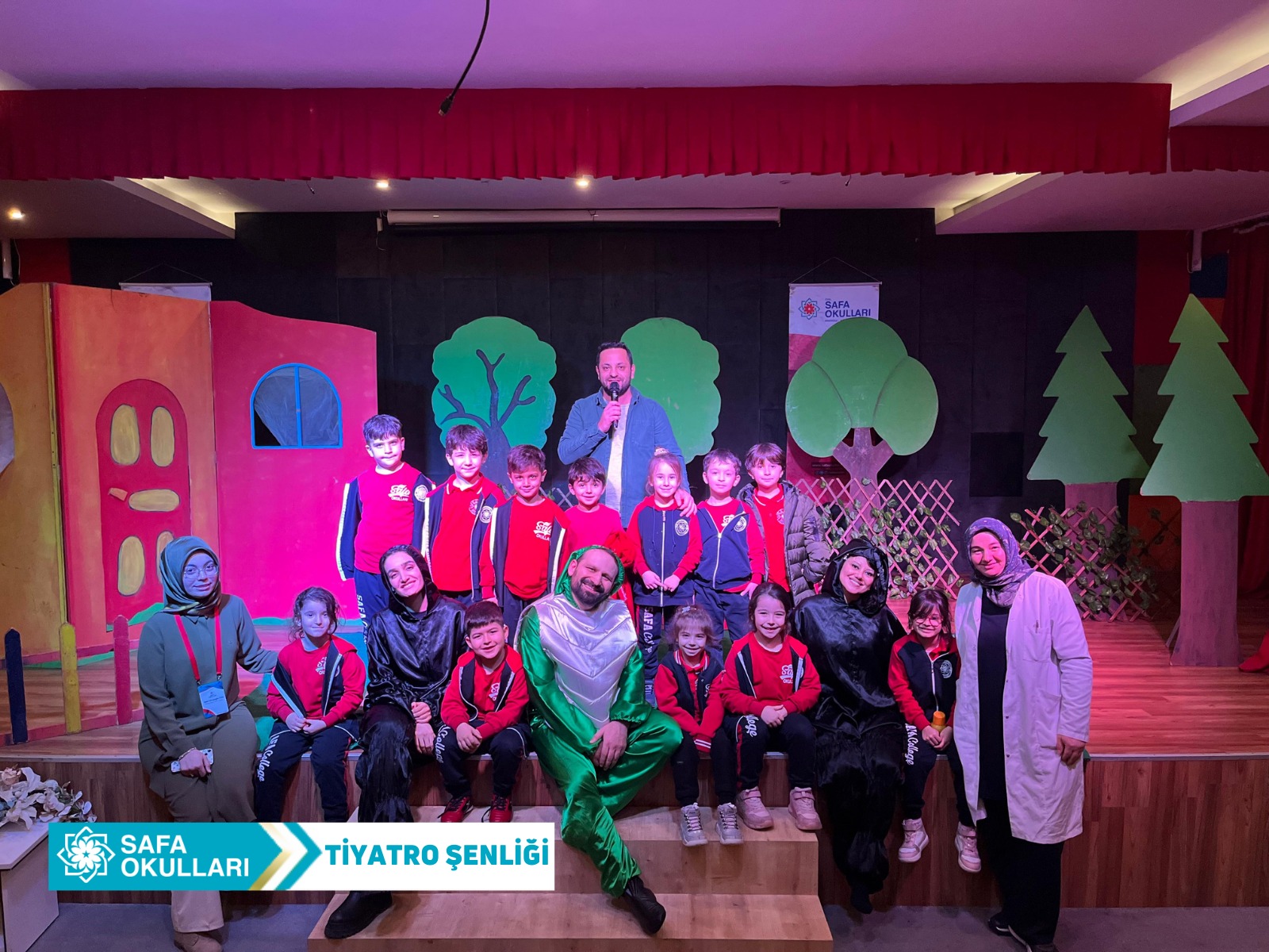 SAFA'DA TİYATRO ŞENLİĞİ