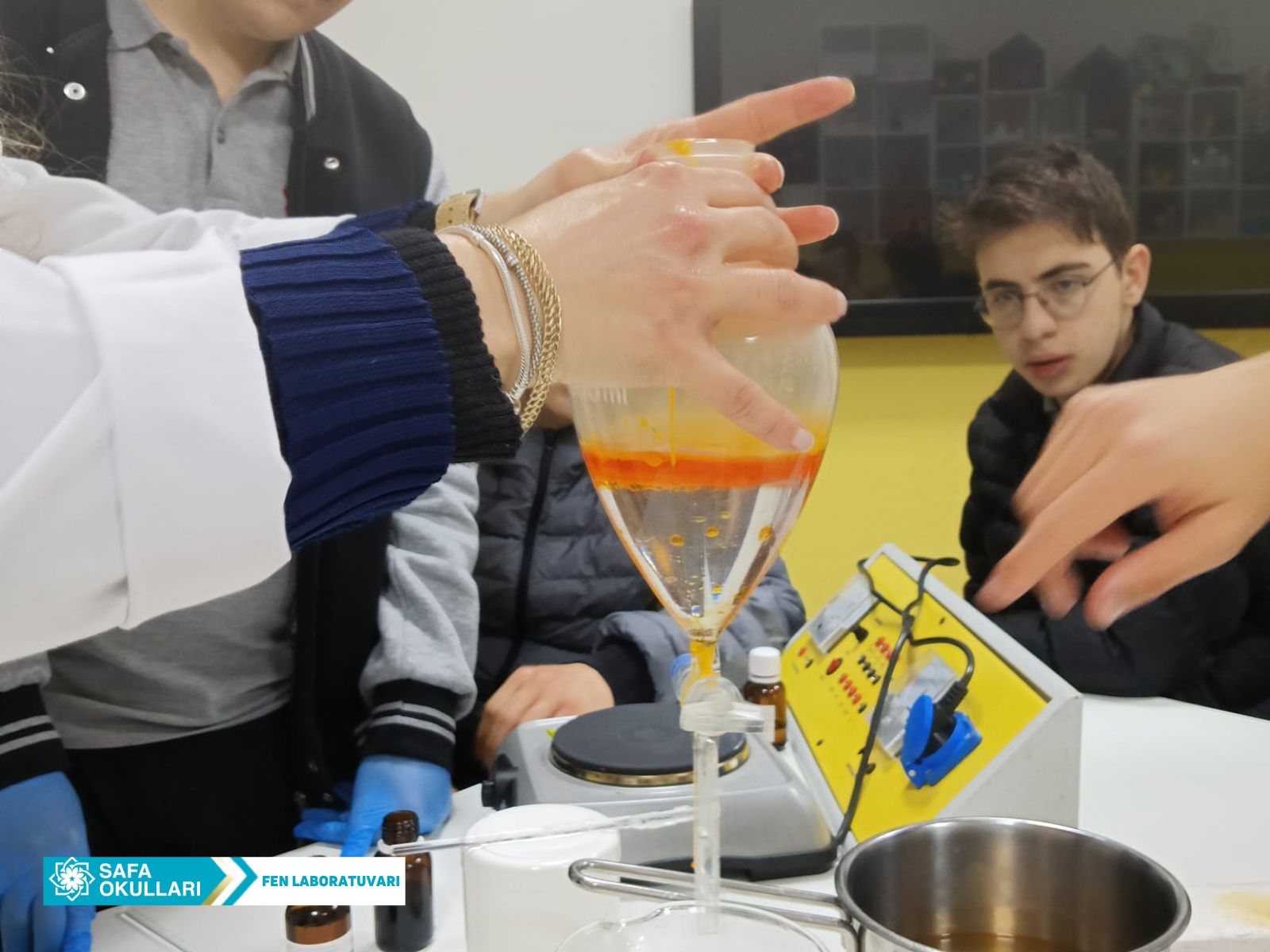 LABORATUVARDA KREM YAPIYORUZ!