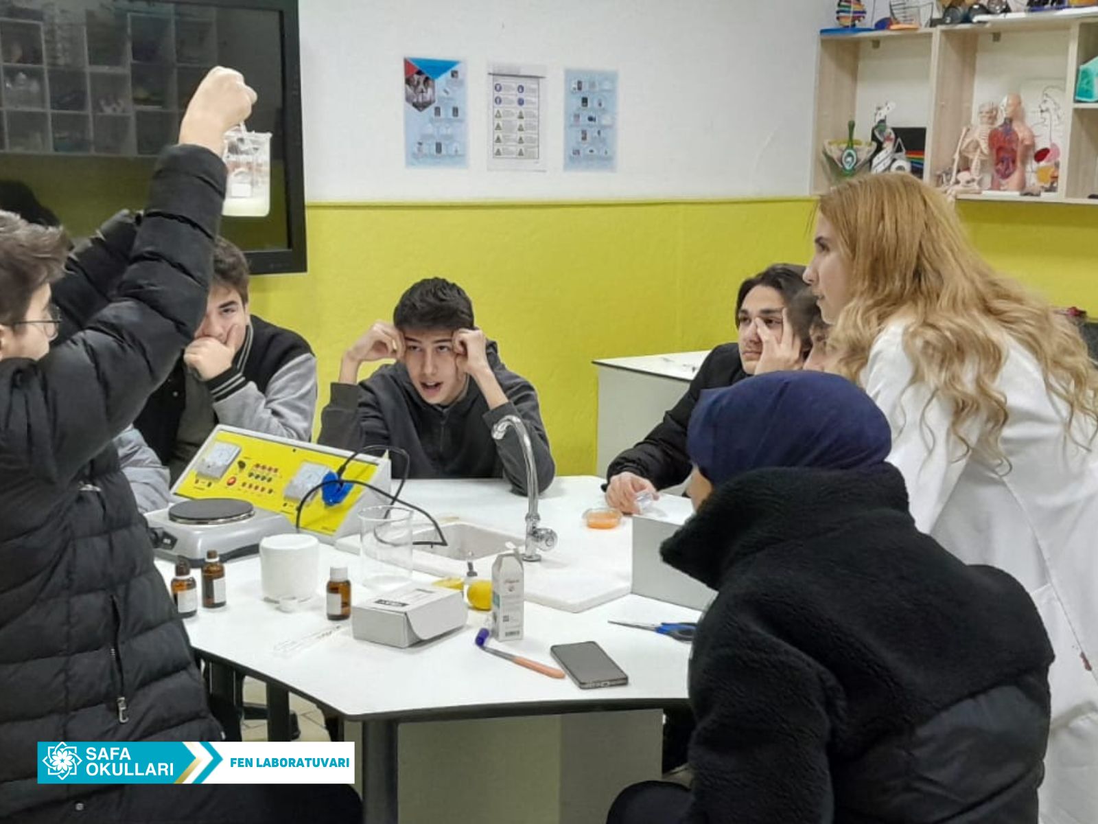 LABORATUVARDA KREM YAPIYORUZ!