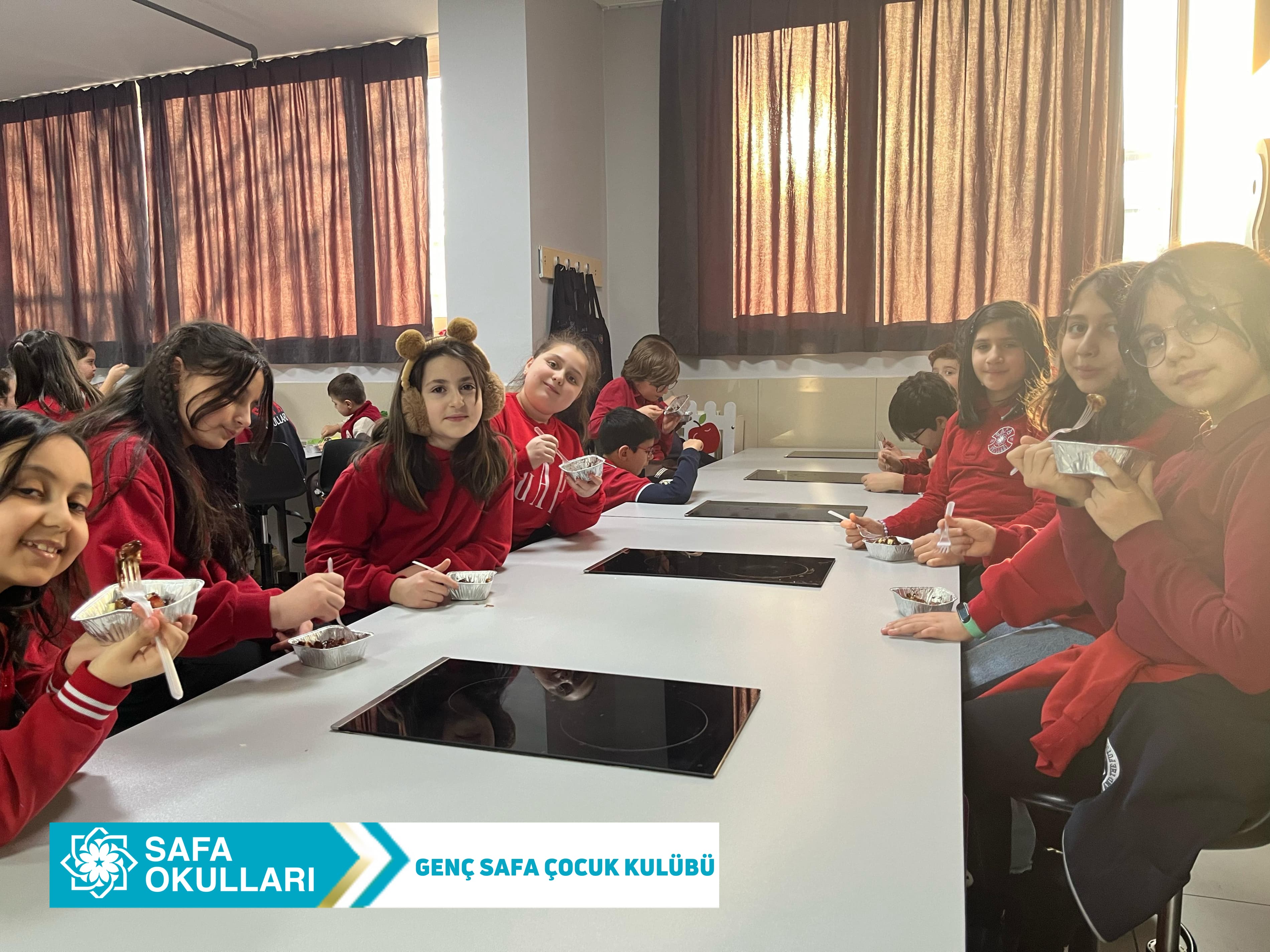 GENÇ SAFA ÇOCUK KULÜBÜ BAYRAM COŞKUSU