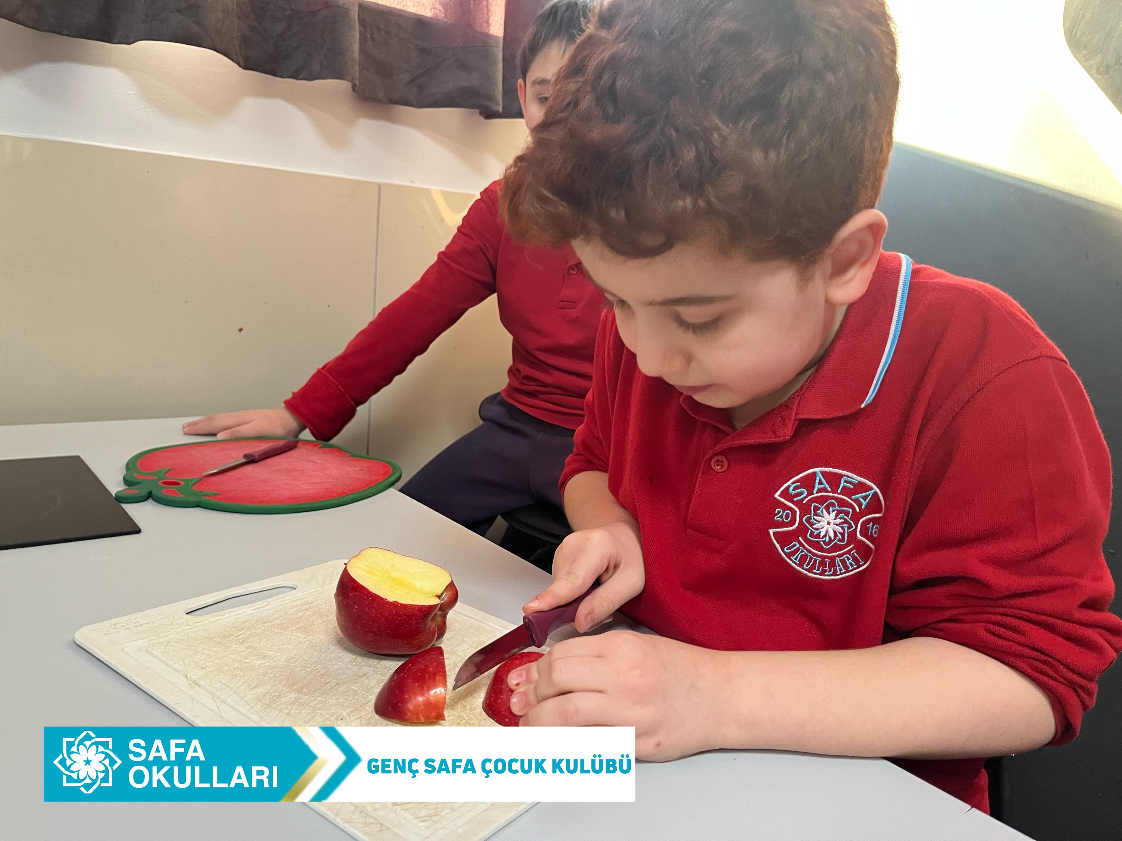 GENÇ SAFA ÇOCUK KULÜBÜ BAYRAM COŞKUSU