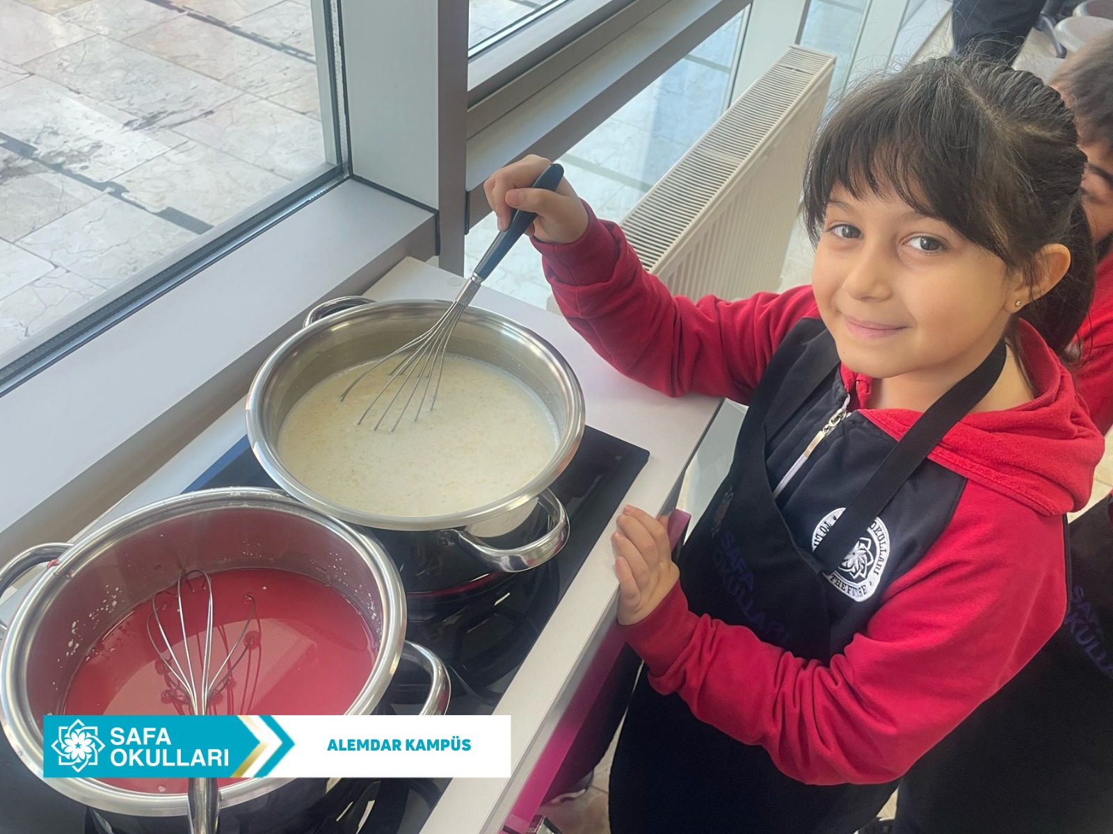 MİNİK ŞEFLERİMİZ İLE MUTFAK ATÖLYESİ