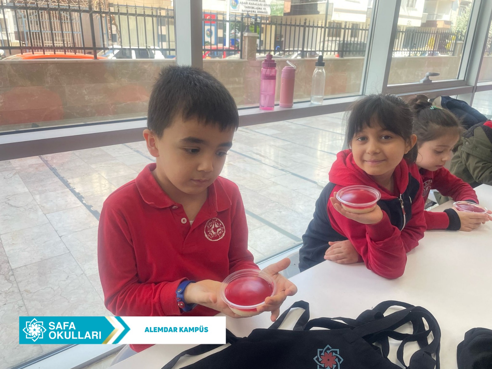 MİNİK ŞEFLERİMİZ İLE MUTFAK ATÖLYESİ