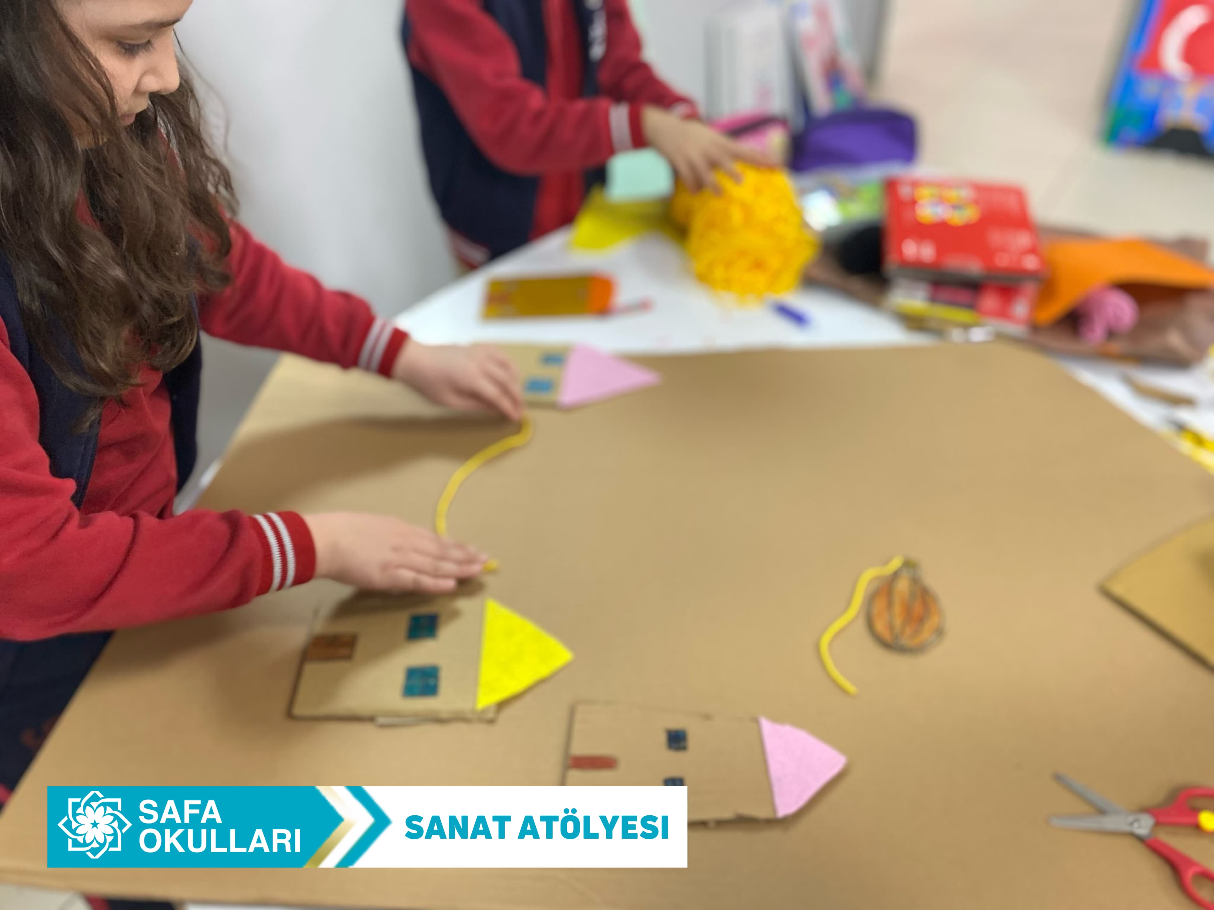 SANAT ATÖLYESİ DERSİMİZ