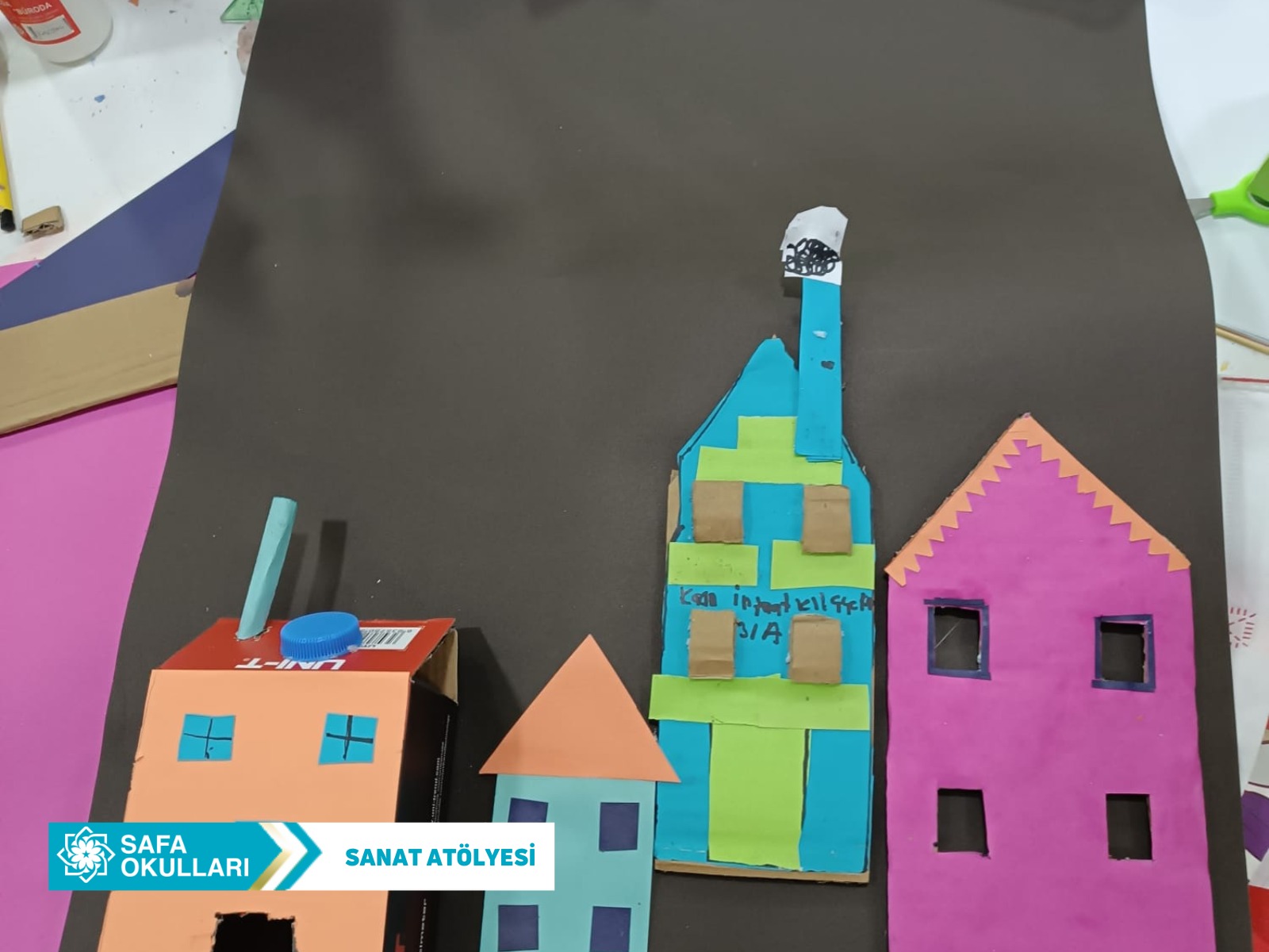 SANAT ATÖLYESİ DERSİMİZ