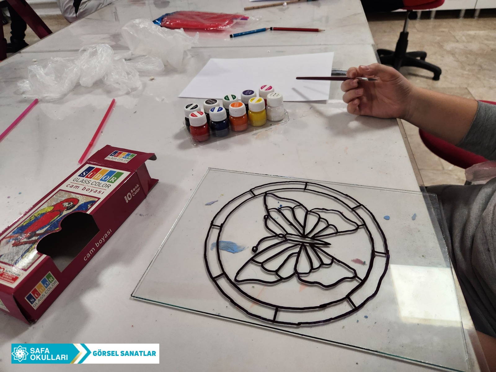 GÖRSEL SANATLAR ATÖLYESİ