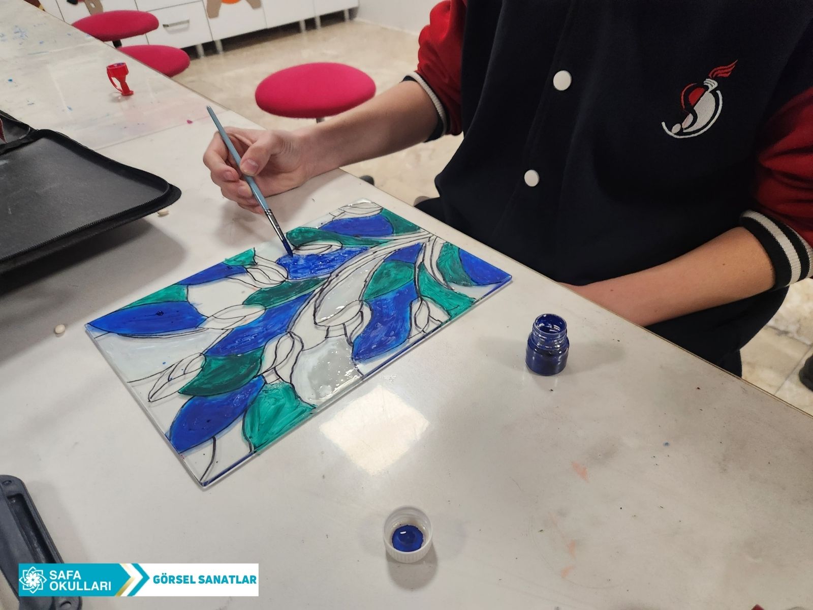 GÖRSEL SANATLAR ATÖLYESİ