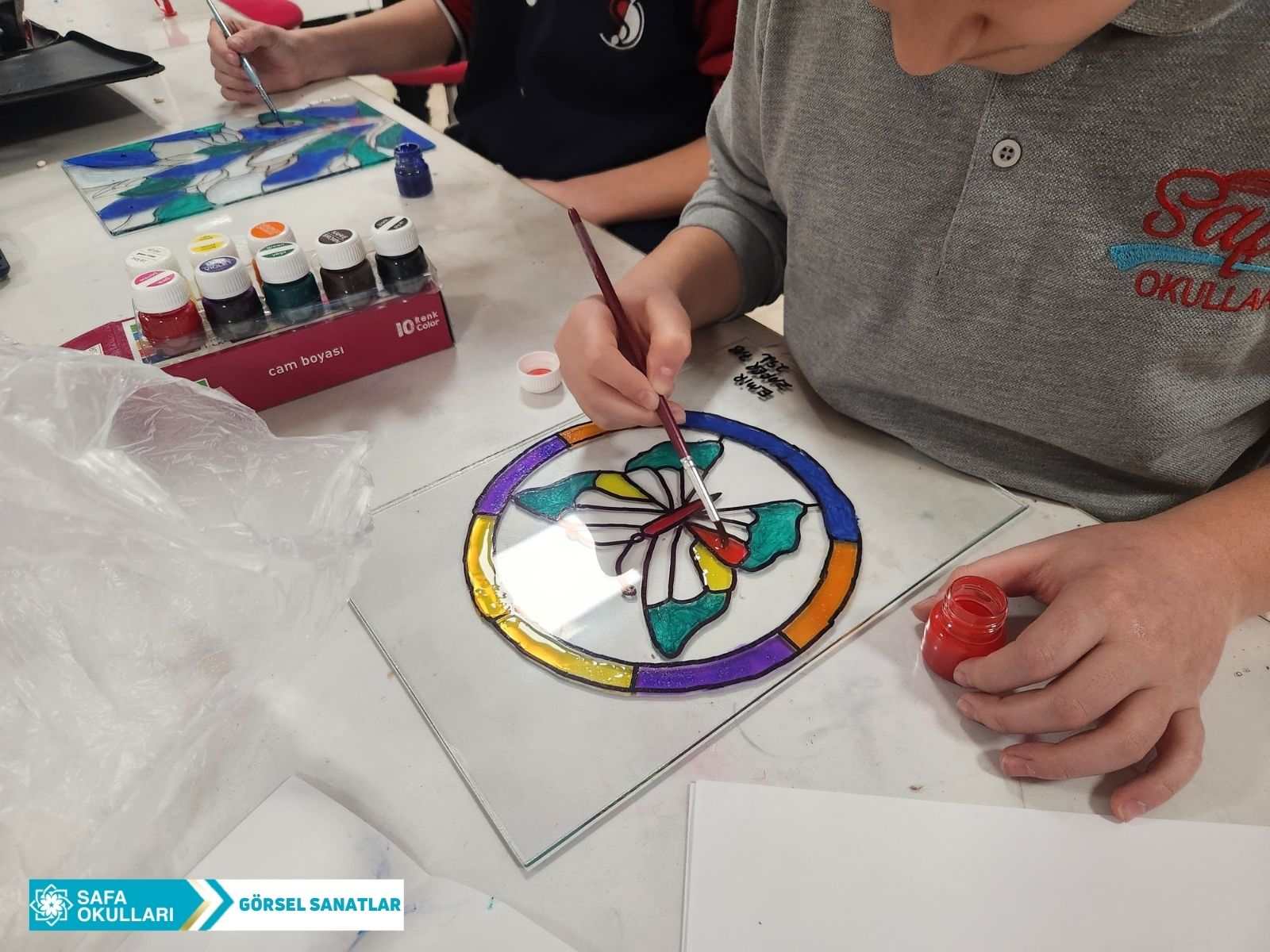 GÖRSEL SANATLAR ATÖLYESİ