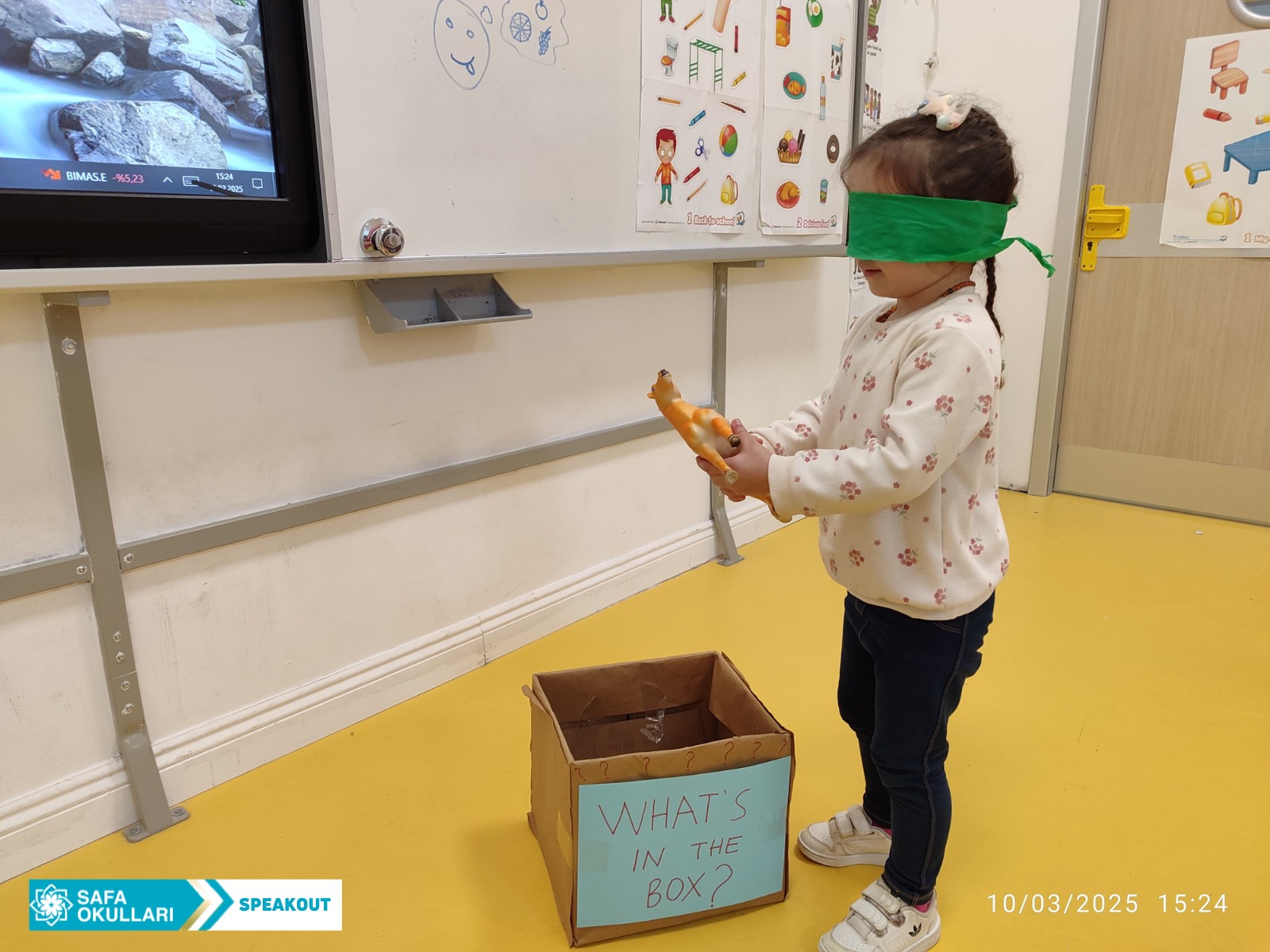 'WHAT'S İN THE BOX?' OYUNU