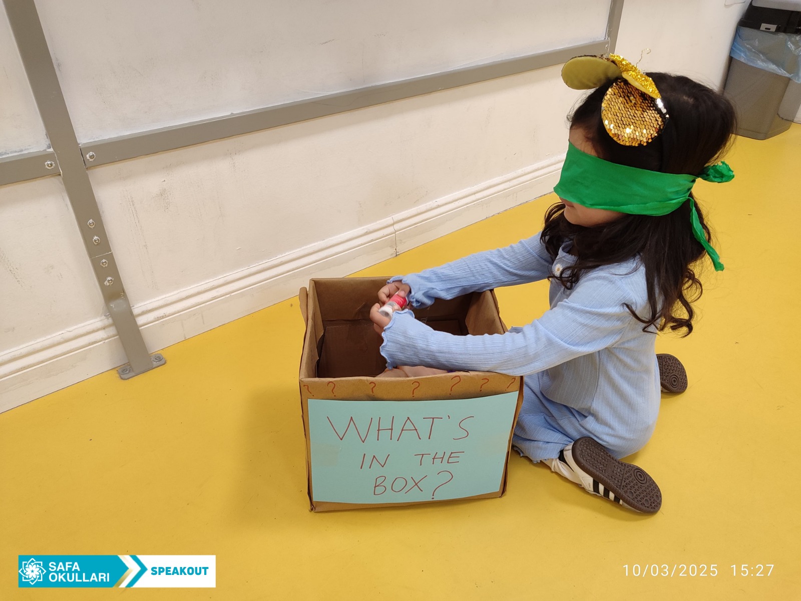 'WHAT'S İN THE BOX?' OYUNU