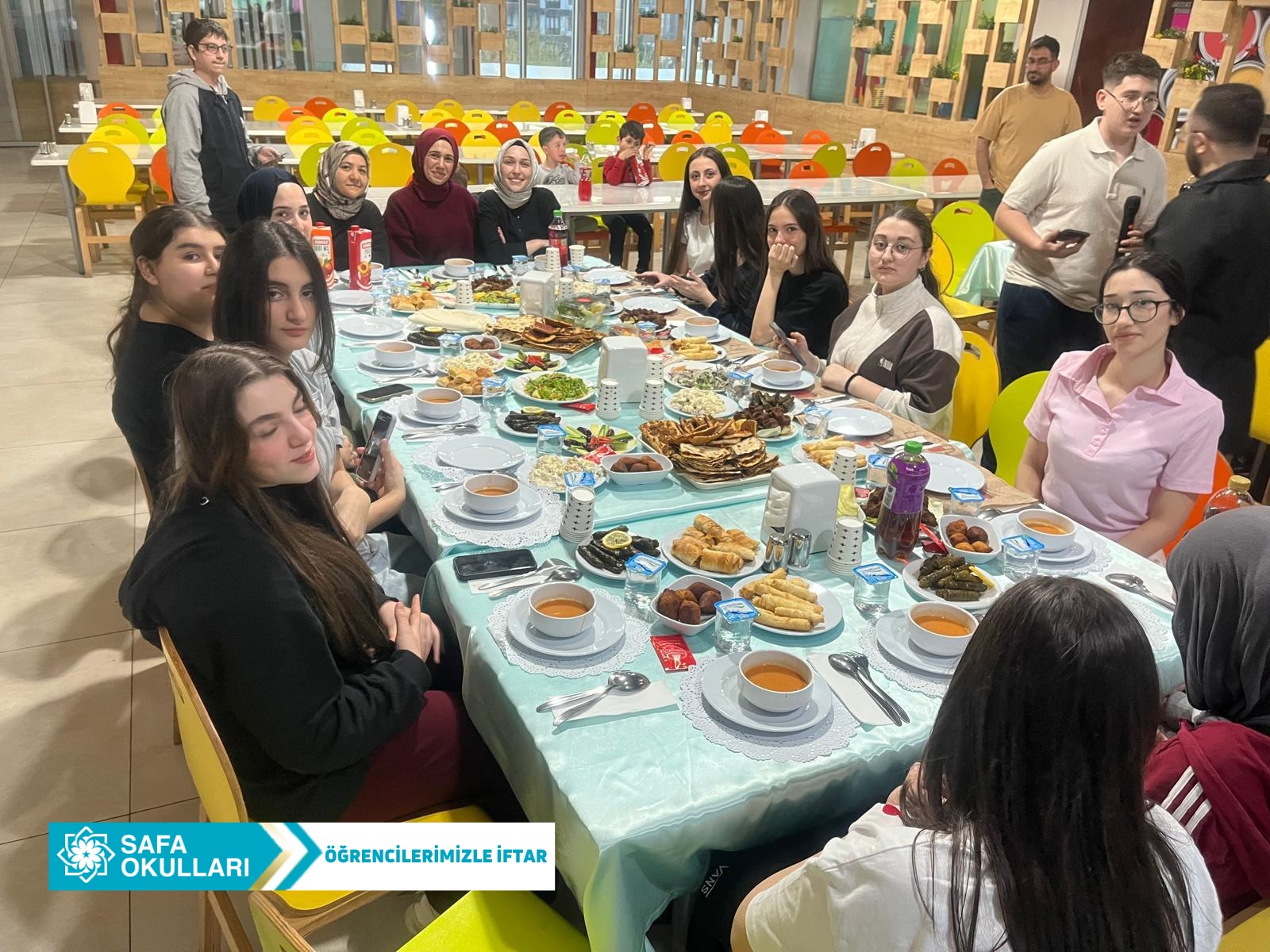 BİRLİKTE AYNI SOFRADA, AYNI GÖNÜLDE