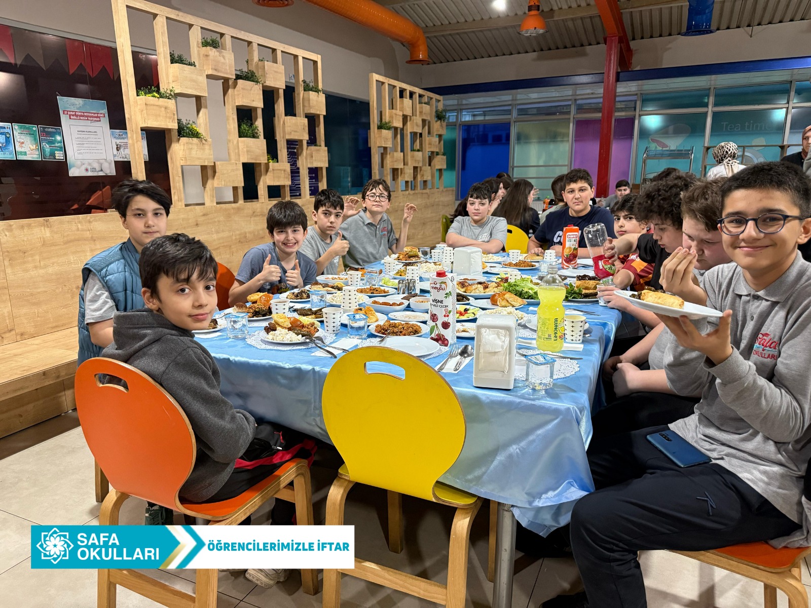 BİRLİKTE AYNI SOFRADA, AYNI GÖNÜLDE