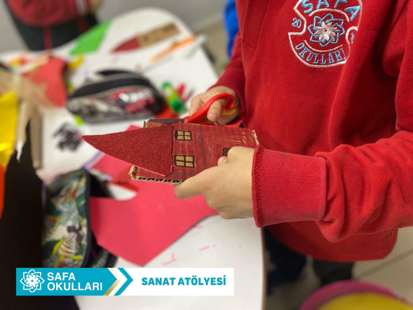 MİNYATÜR EVLERLE HAYAL GÜCÜ YOLCULUĞU