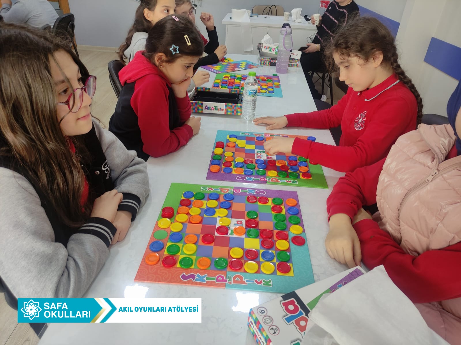 AKIL OYUNLARI ATÖLYESİ