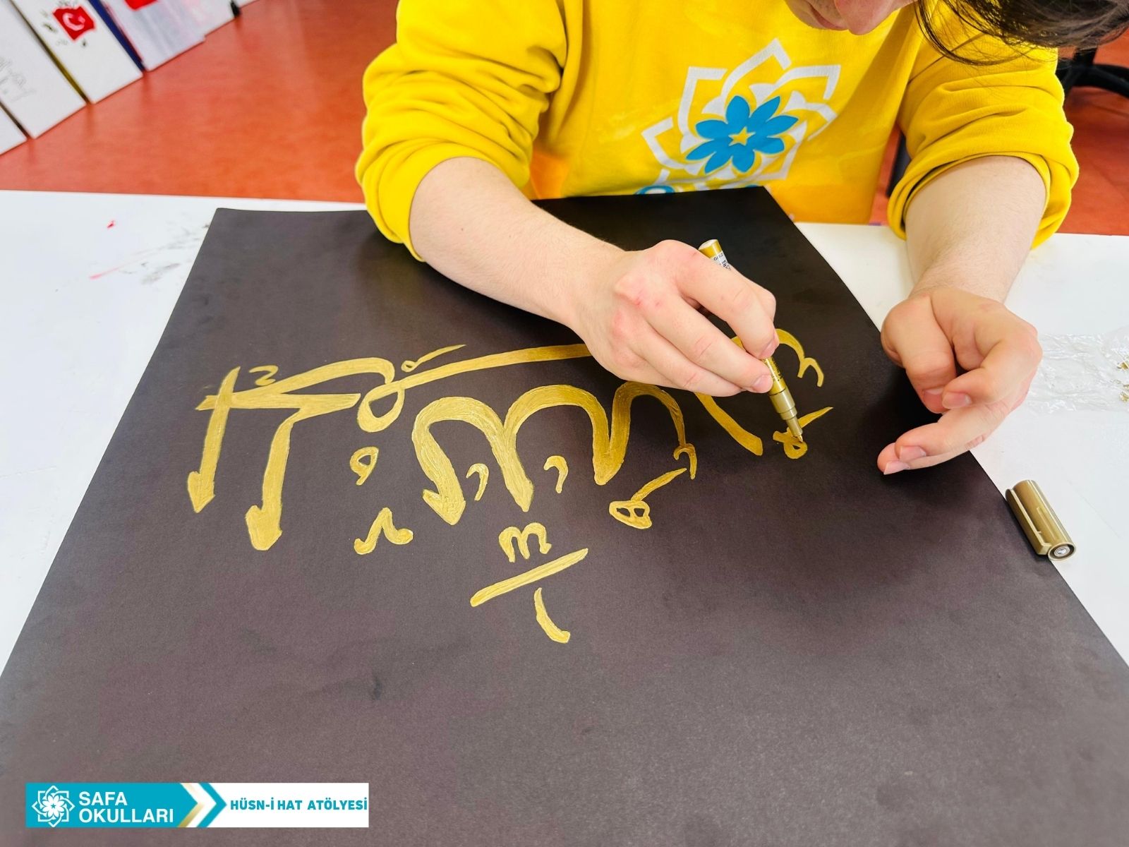 HÜSN-İ HAT ATÖLYESİ