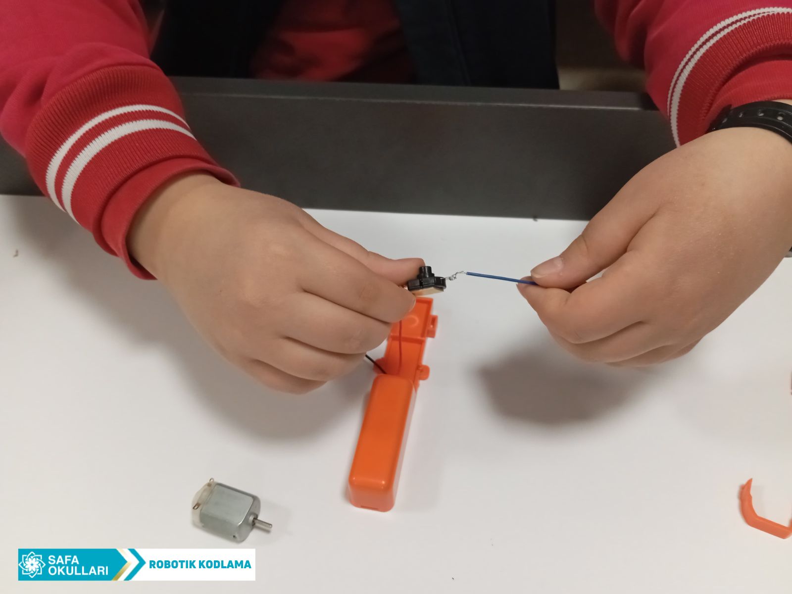 ROBOTİK KODLAMA ATÖLYESİ