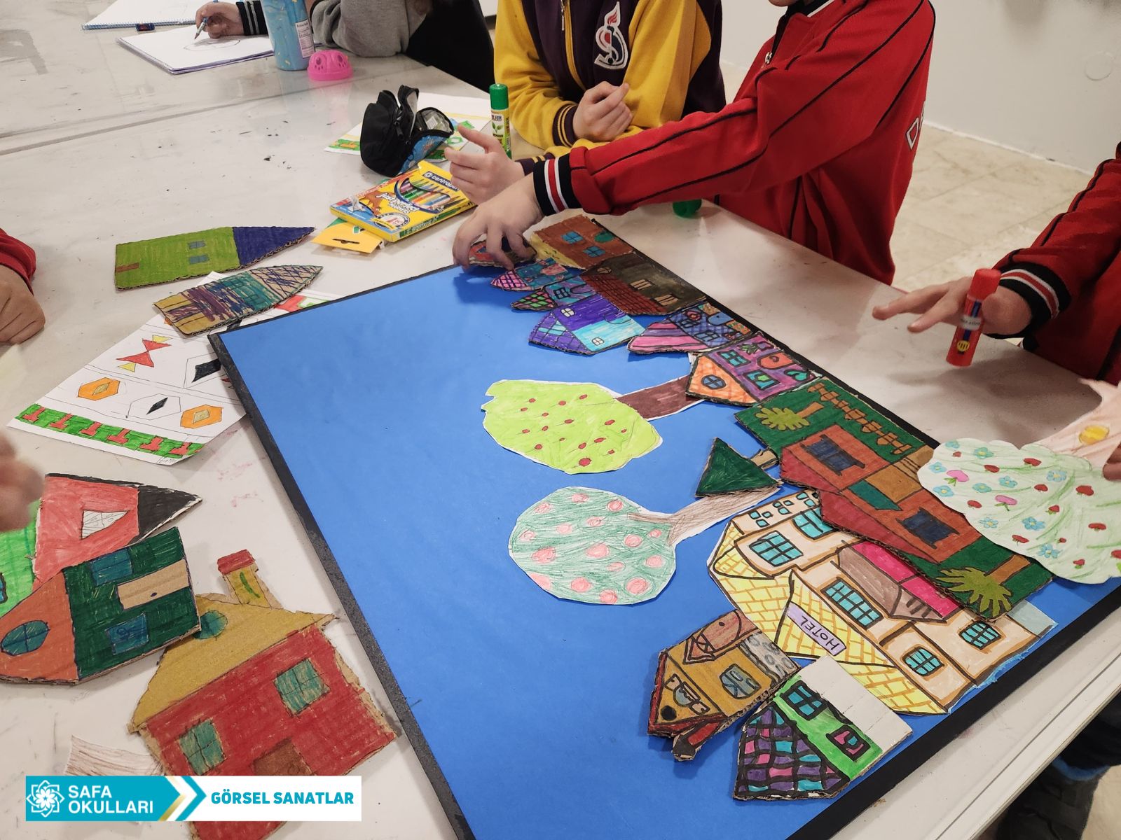 GÖRSEL SANATLAR ATÖLYESİ