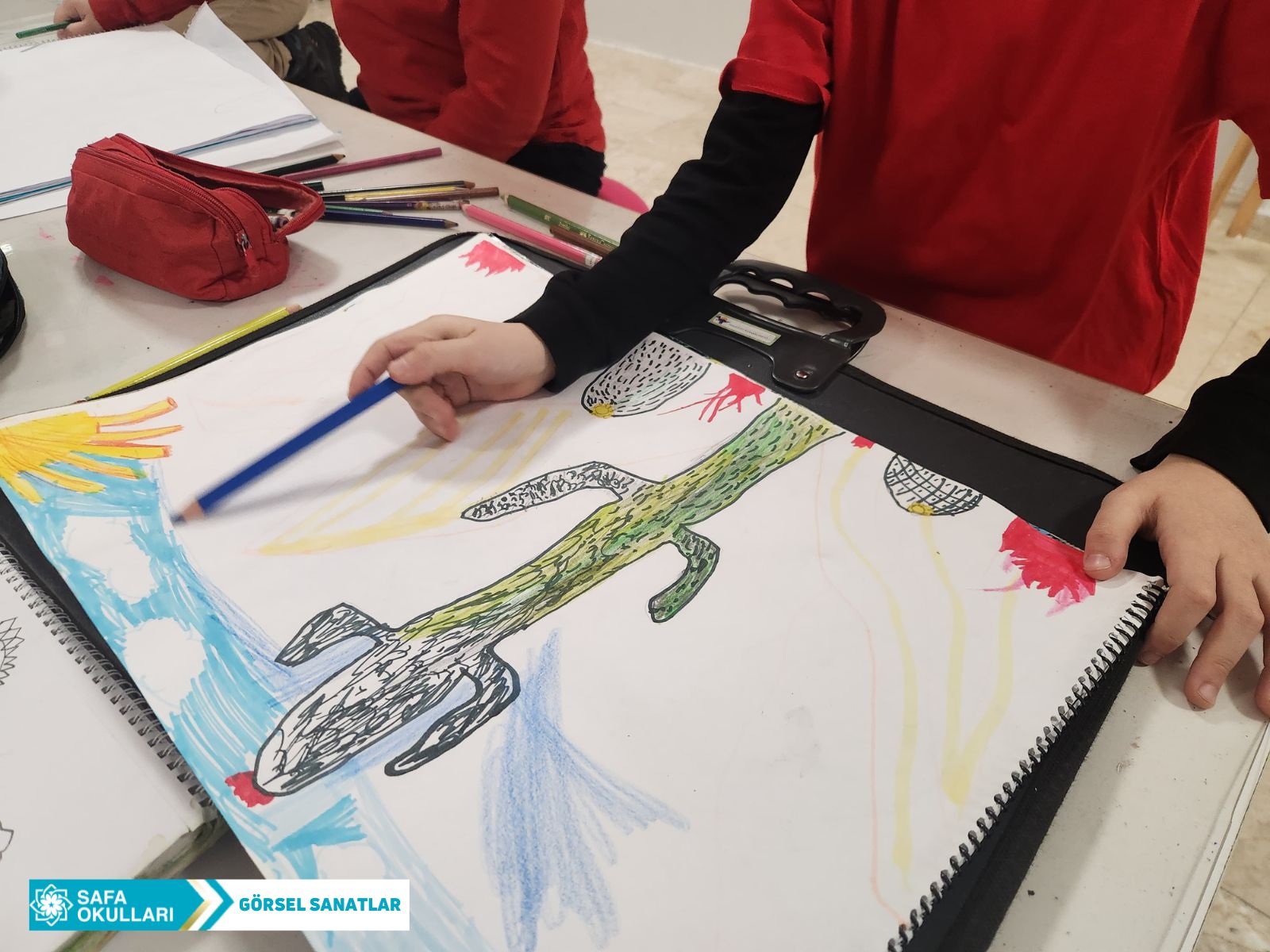 GÖRSEL SANATLAR ATÖLYESİ