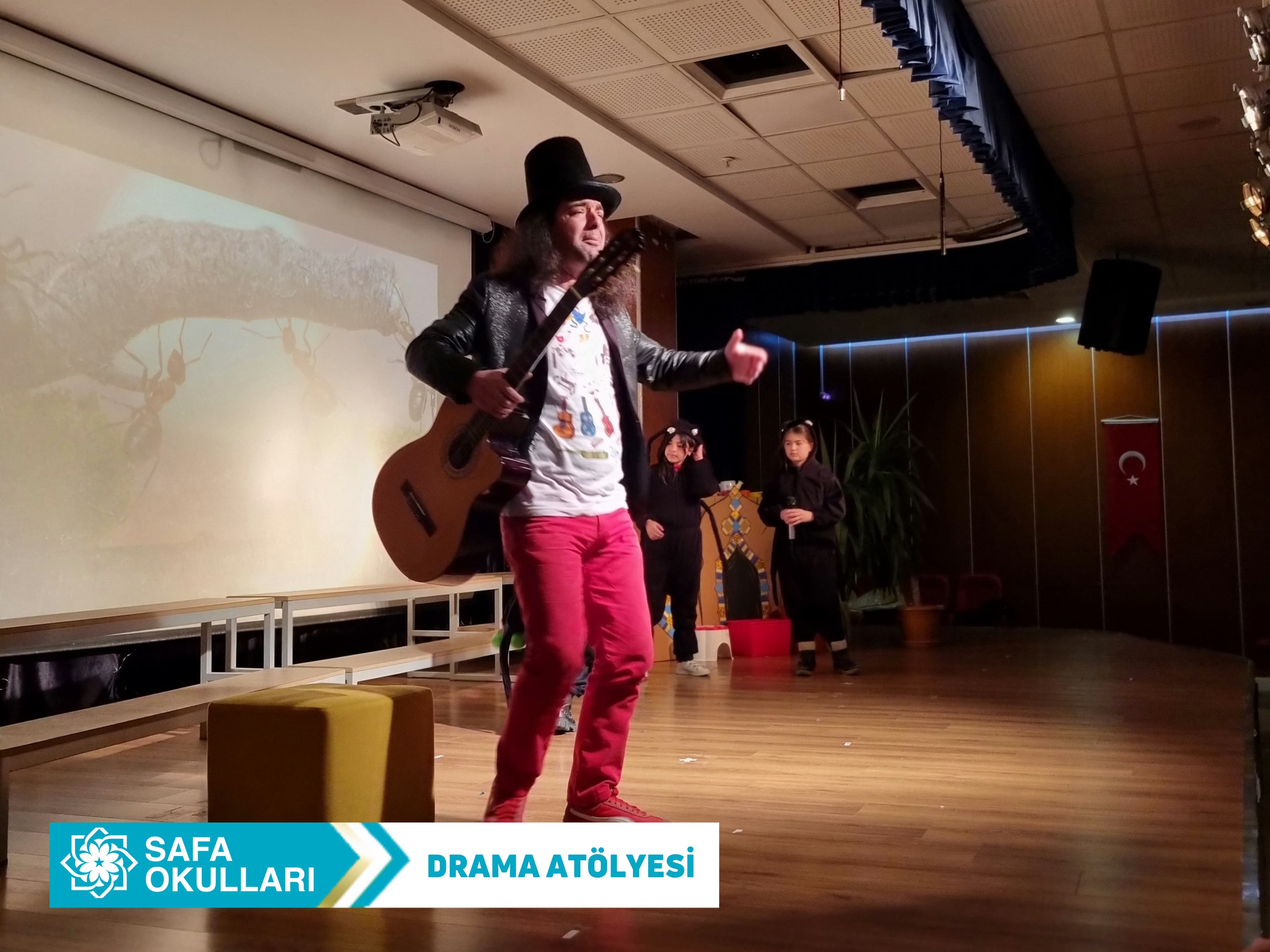 TİYATRO GÖSTERİMİZ