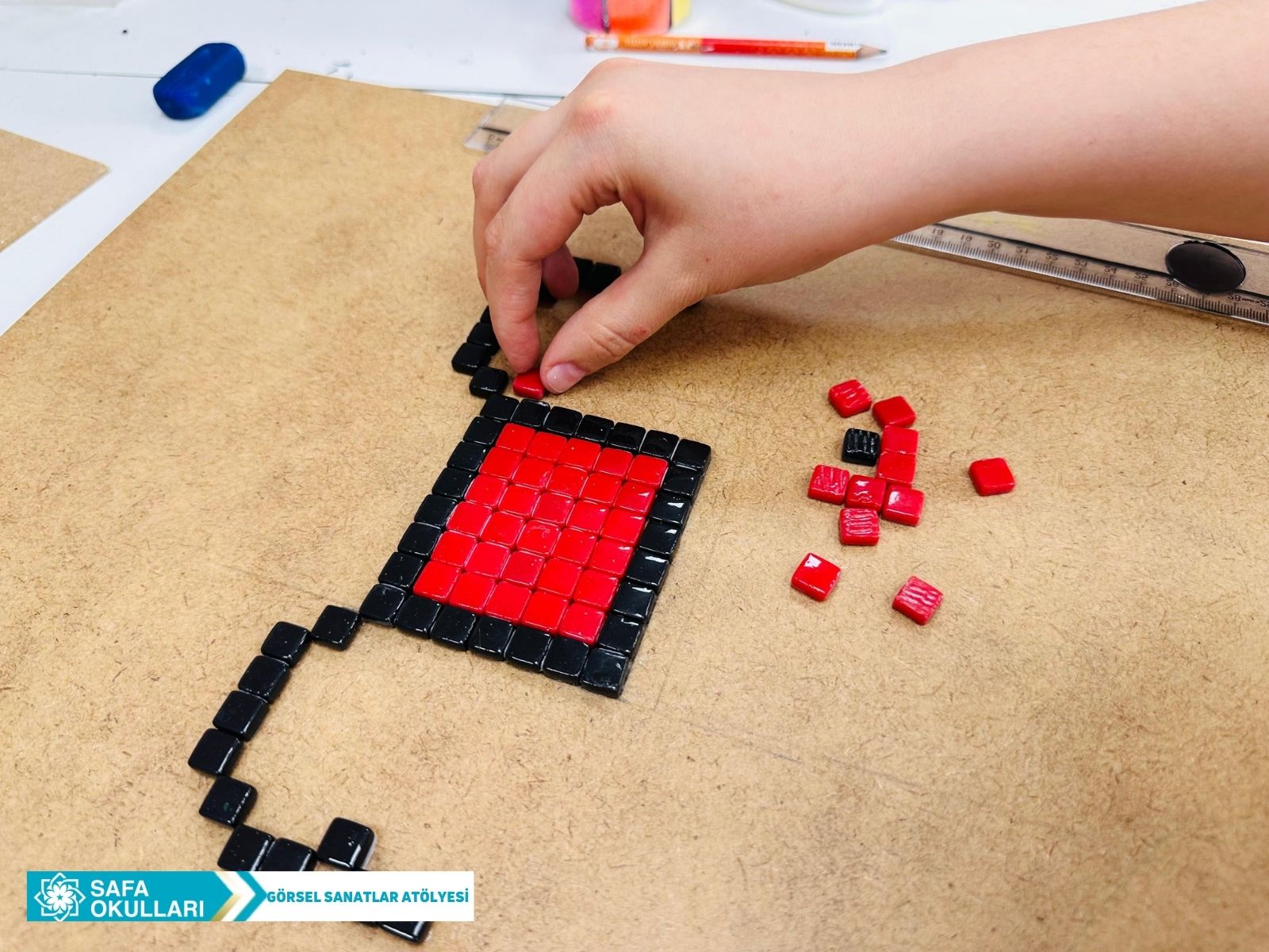 MOAZİK DESEN ÇALIŞMASI