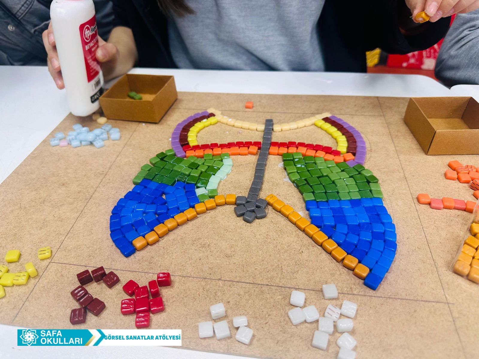 MOAZİK DESEN ÇALIŞMASI