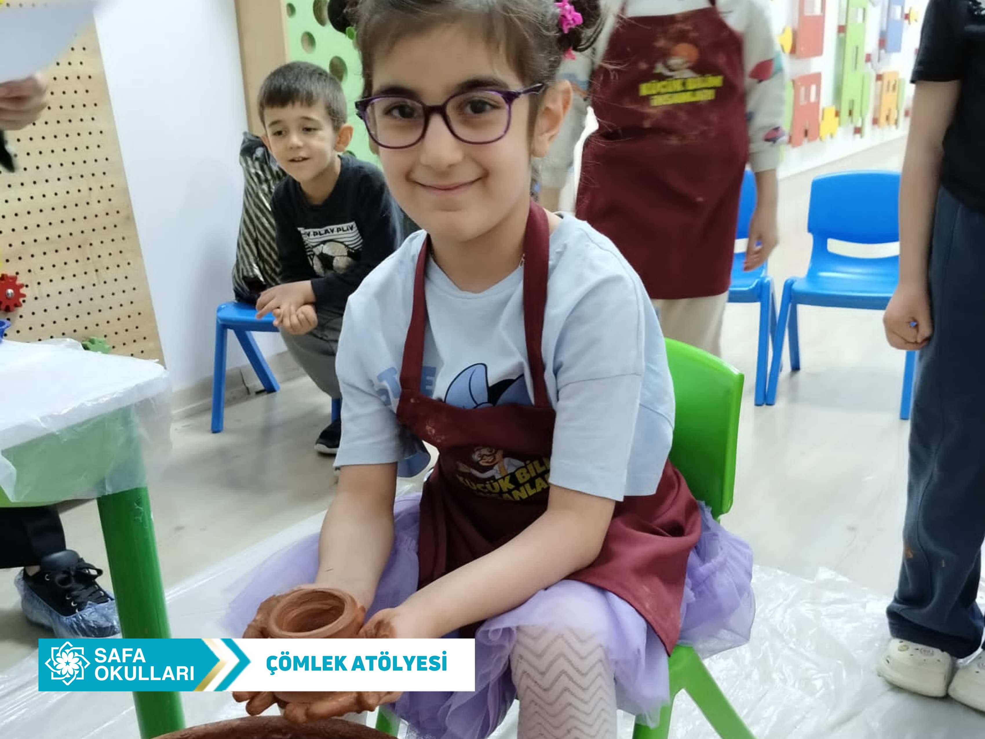 ANASINIFIMIZ İLE ÇÖMLEK YAPIMI