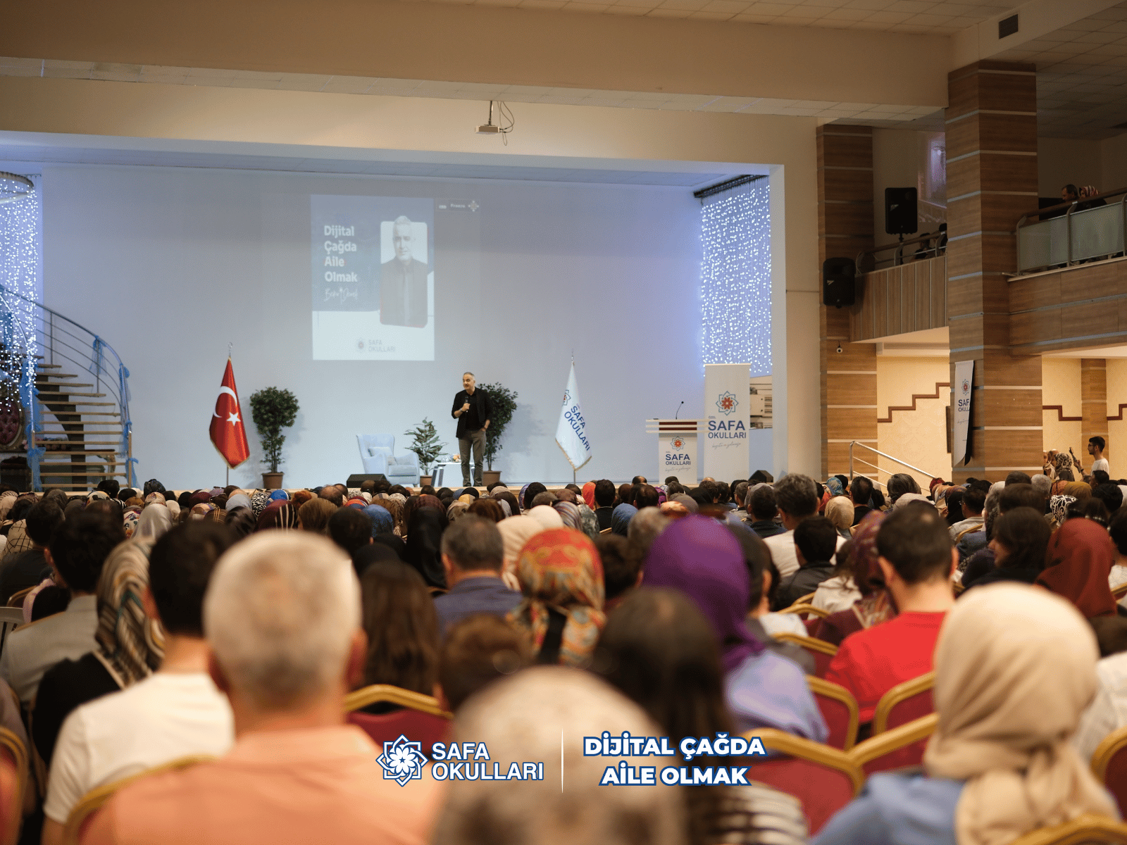 DİJİTAL ÇAĞDA AİLE OLMAK