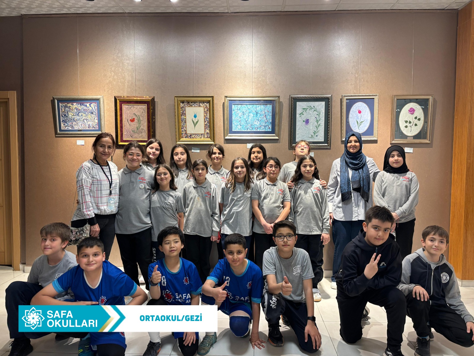 5. SINIF ÖĞRENCİLERİMİZLE EBRU SERGİSİNDE