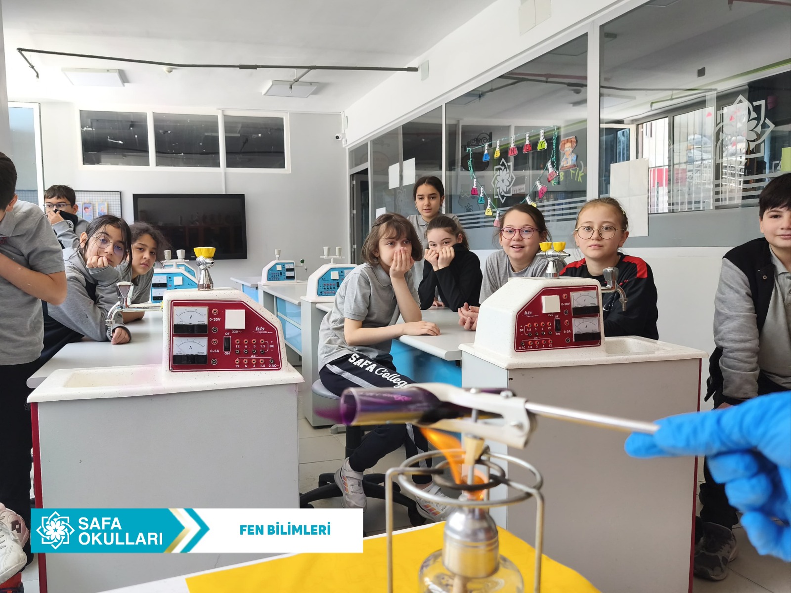 DENEYLERLE BİLİMİ KEŞFEDİYORUZ