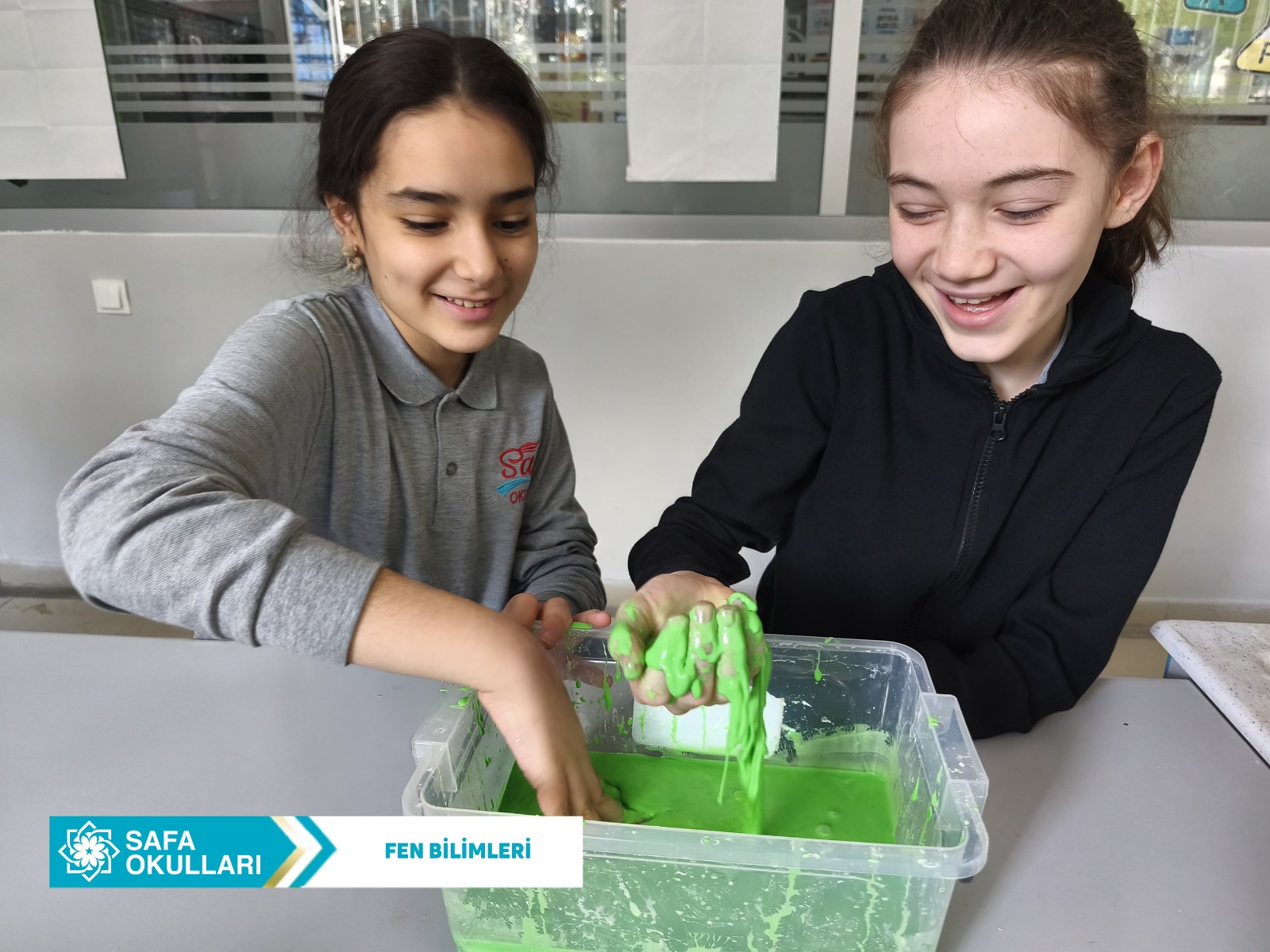 DENEYLERLE BİLİMİ KEŞFEDİYORUZ