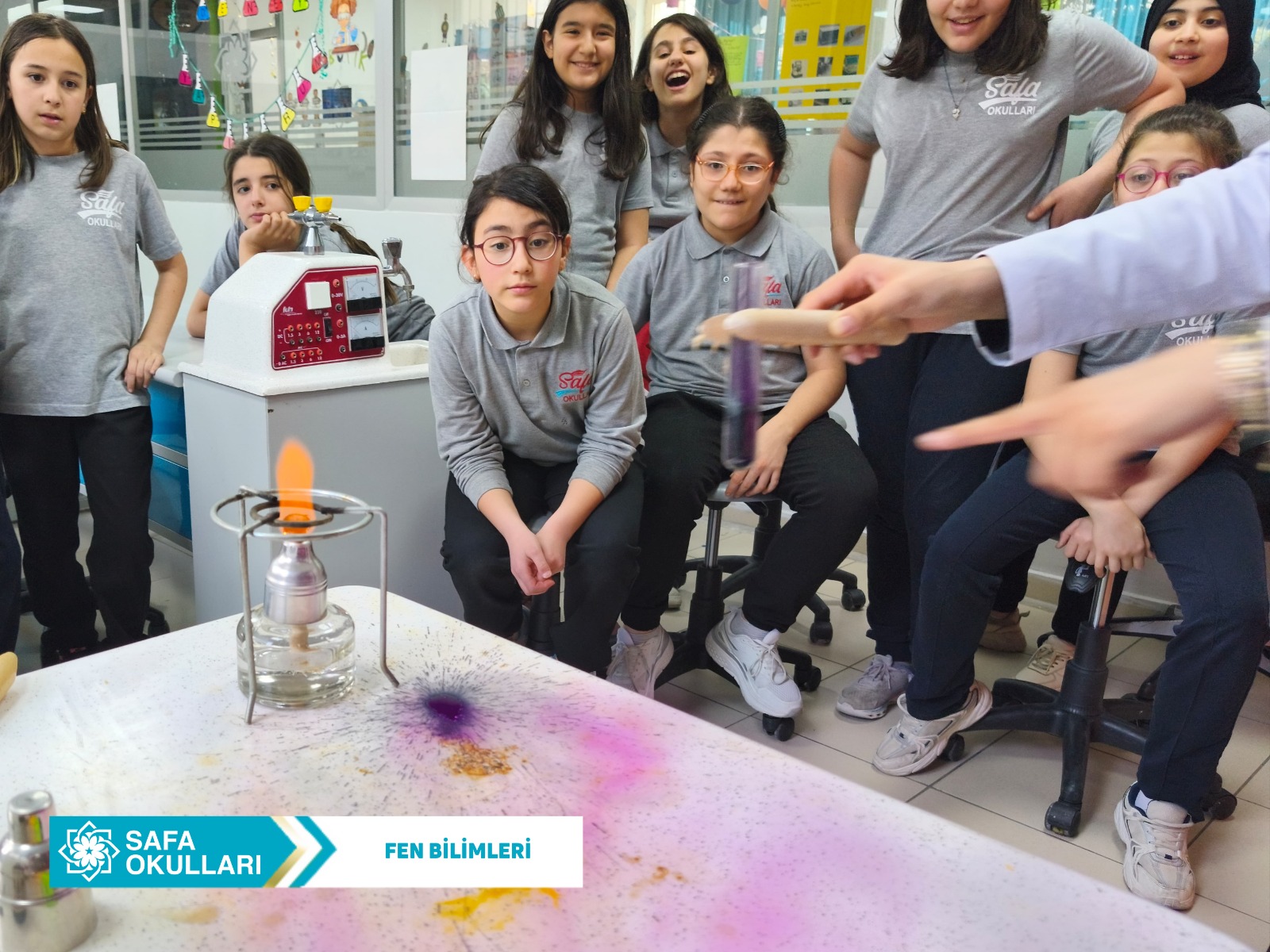 DENEYLERLE BİLİMİ KEŞFEDİYORUZ