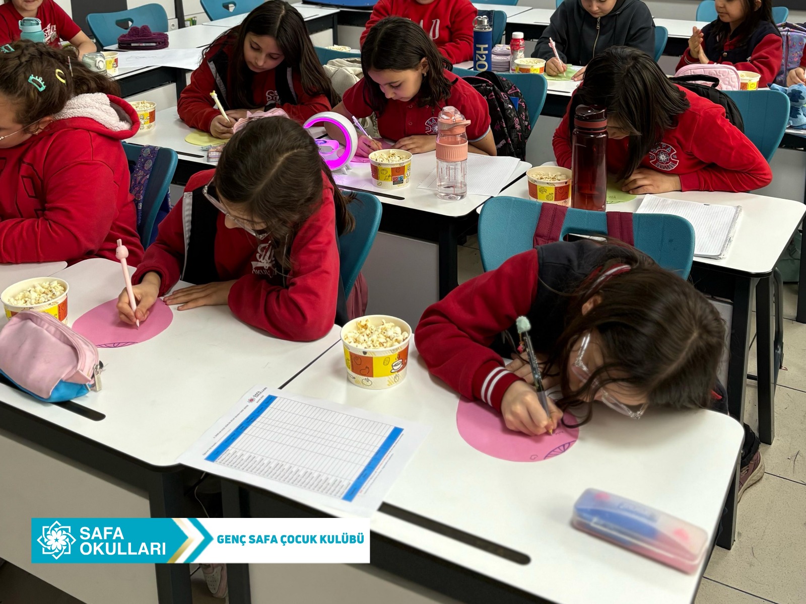 İLHAM VEREN KALEMLER