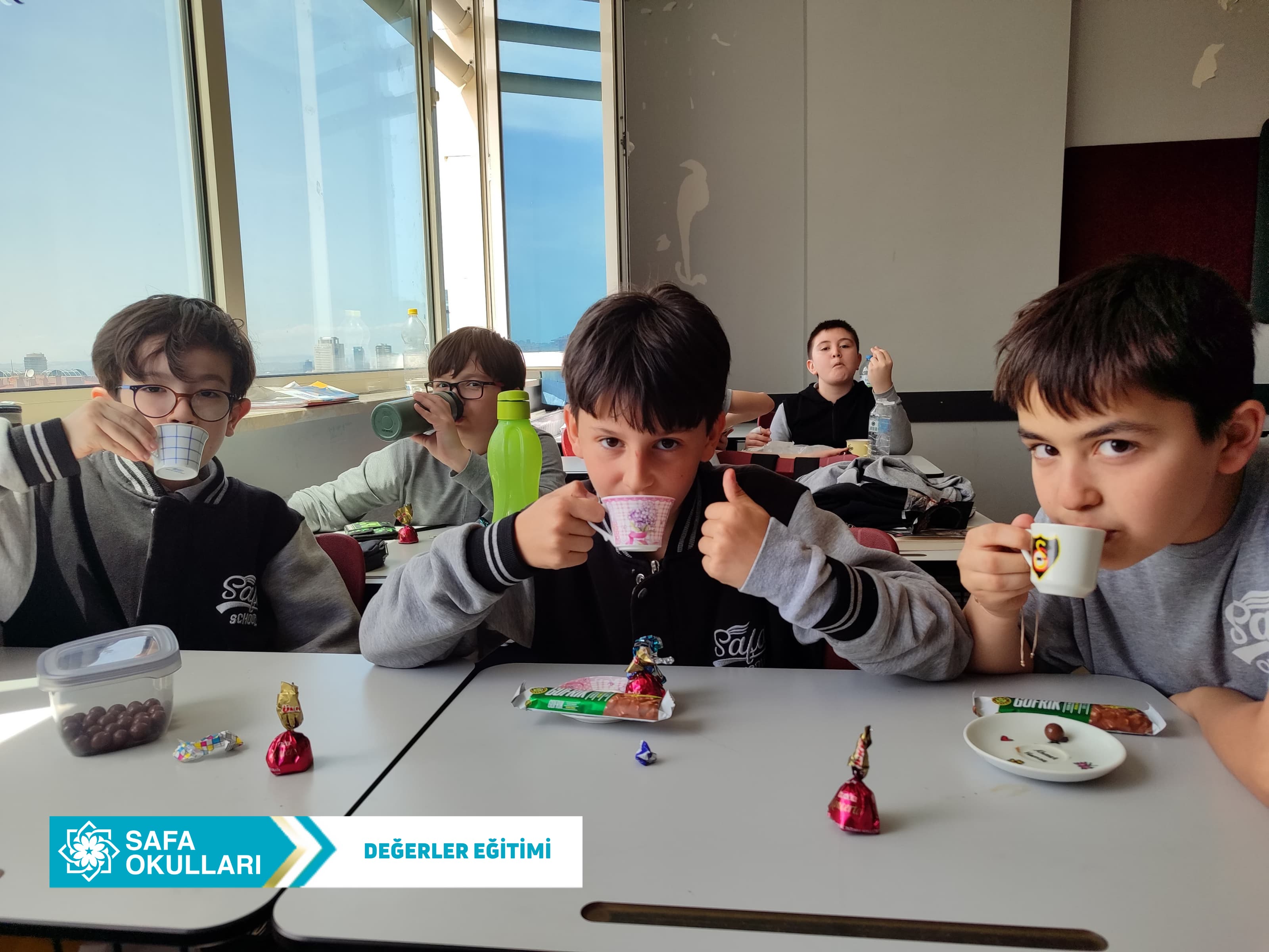 KAHVE, SAYGI, SEVGİ