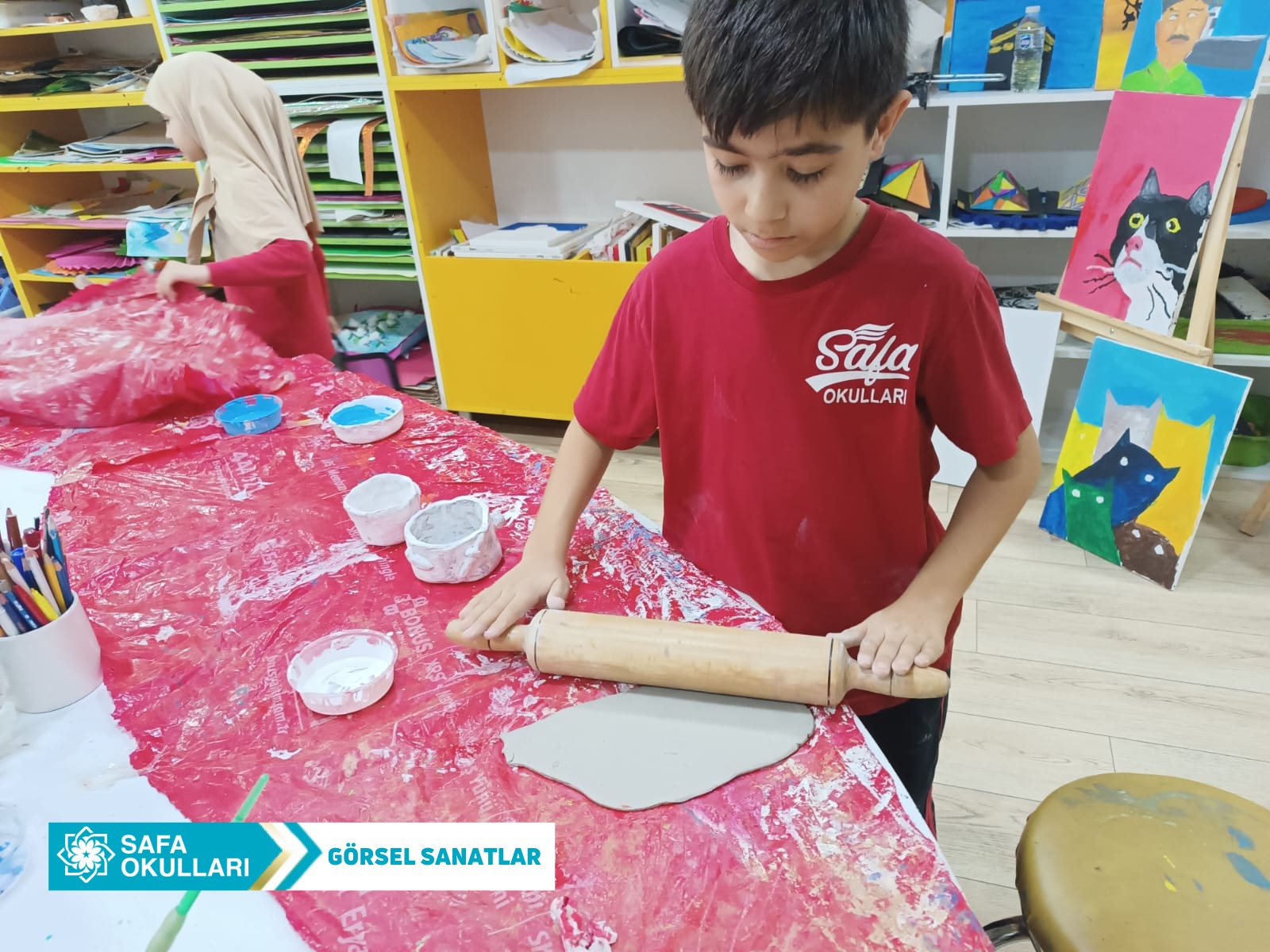 GÖRSEL SANATLAR ATÖLYESİ