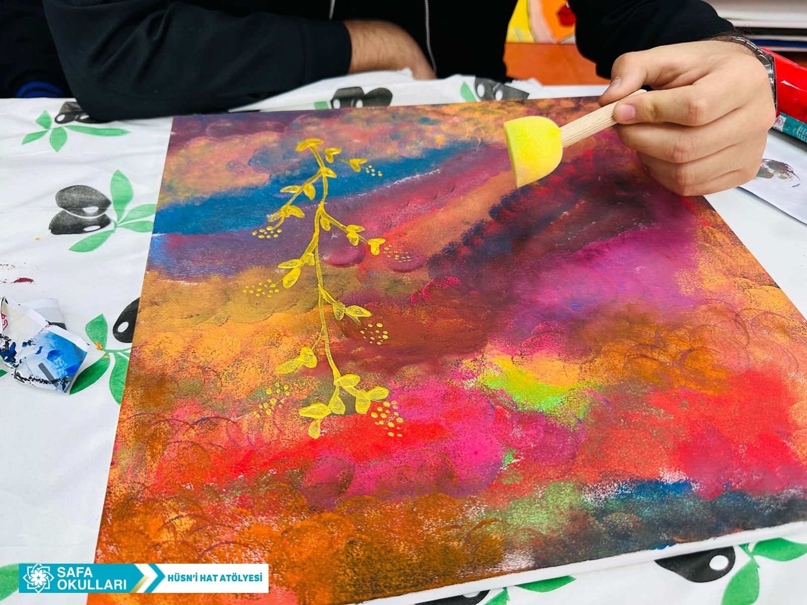 HÜSN'İ HAT ATÖLYESİ