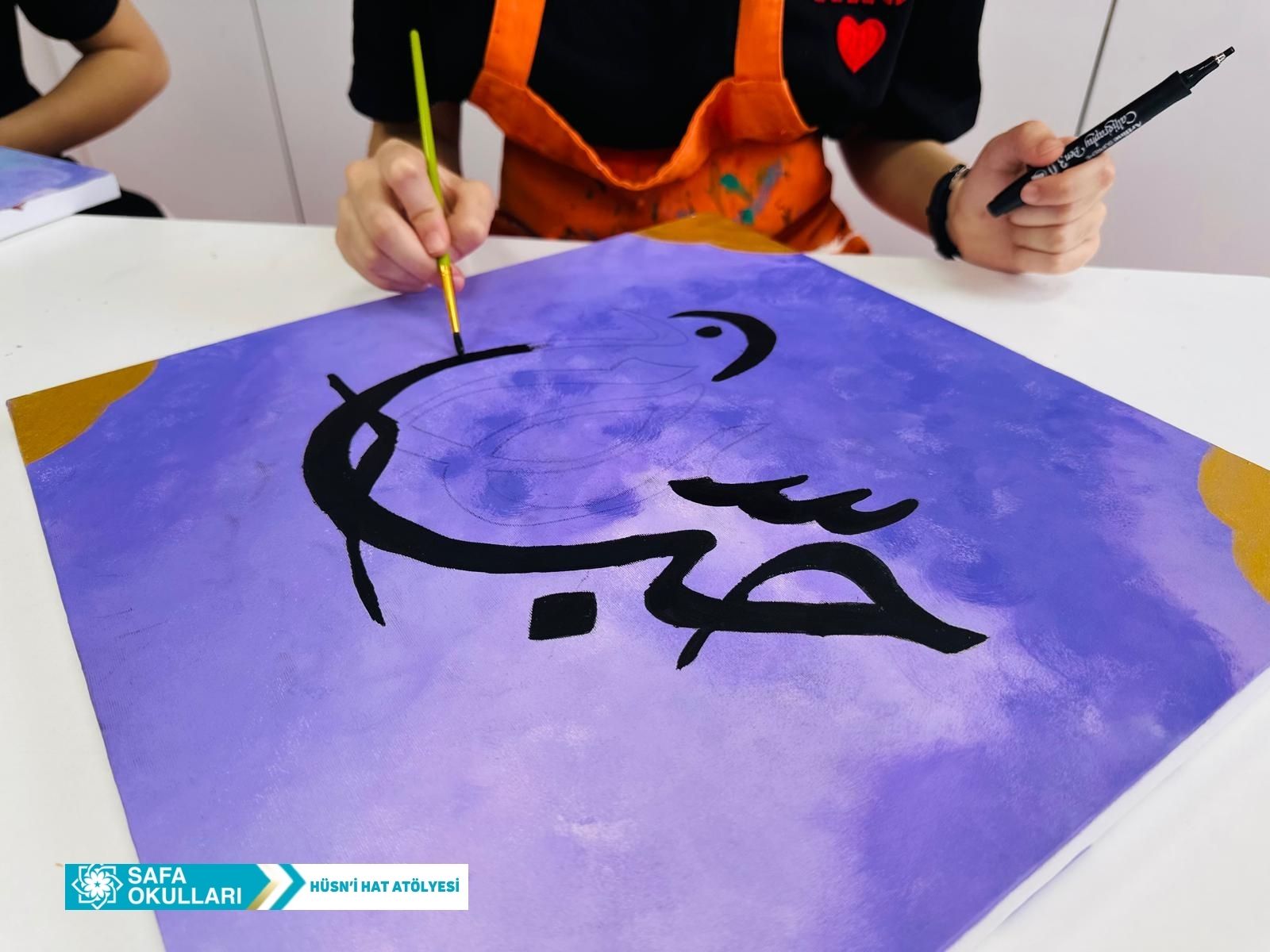 HÜSN'İ HAT ATÖLYESİ