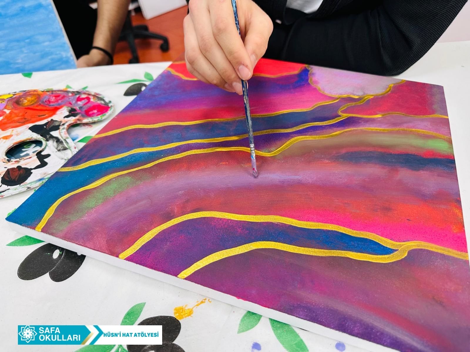 HÜSN'İ HAT ATÖLYESİ