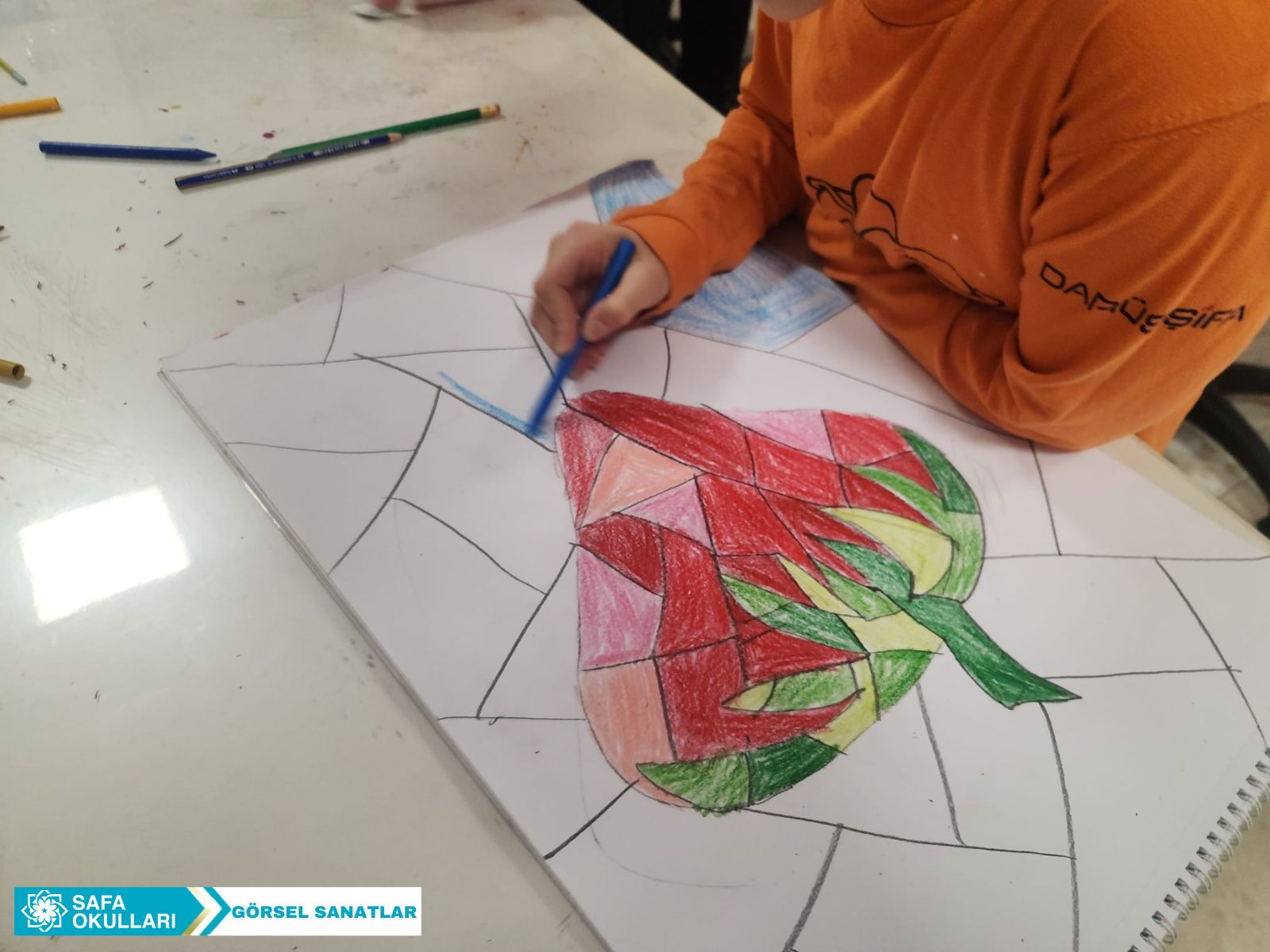 GÖRSEL SANATLAR ATÖLYESİ