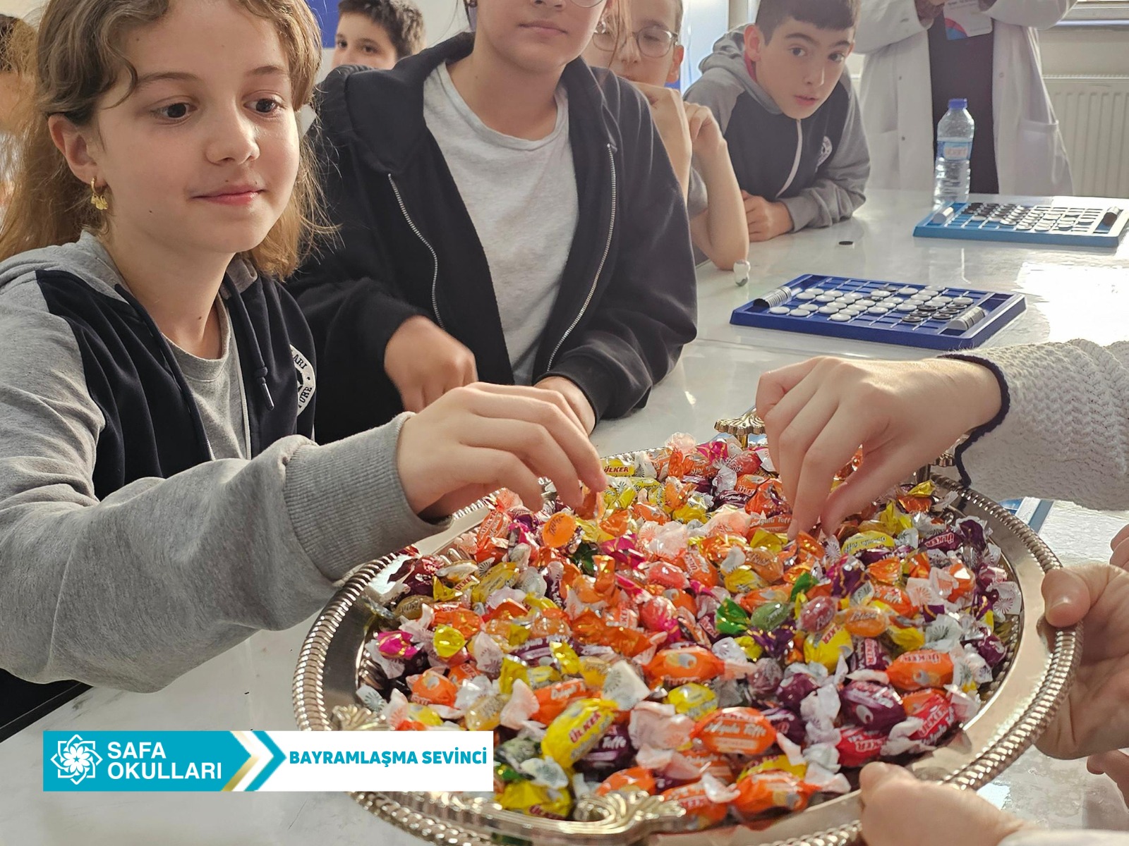 BAYRAM SEVİNCİ PAYLAŞTIKCA GÜZEL