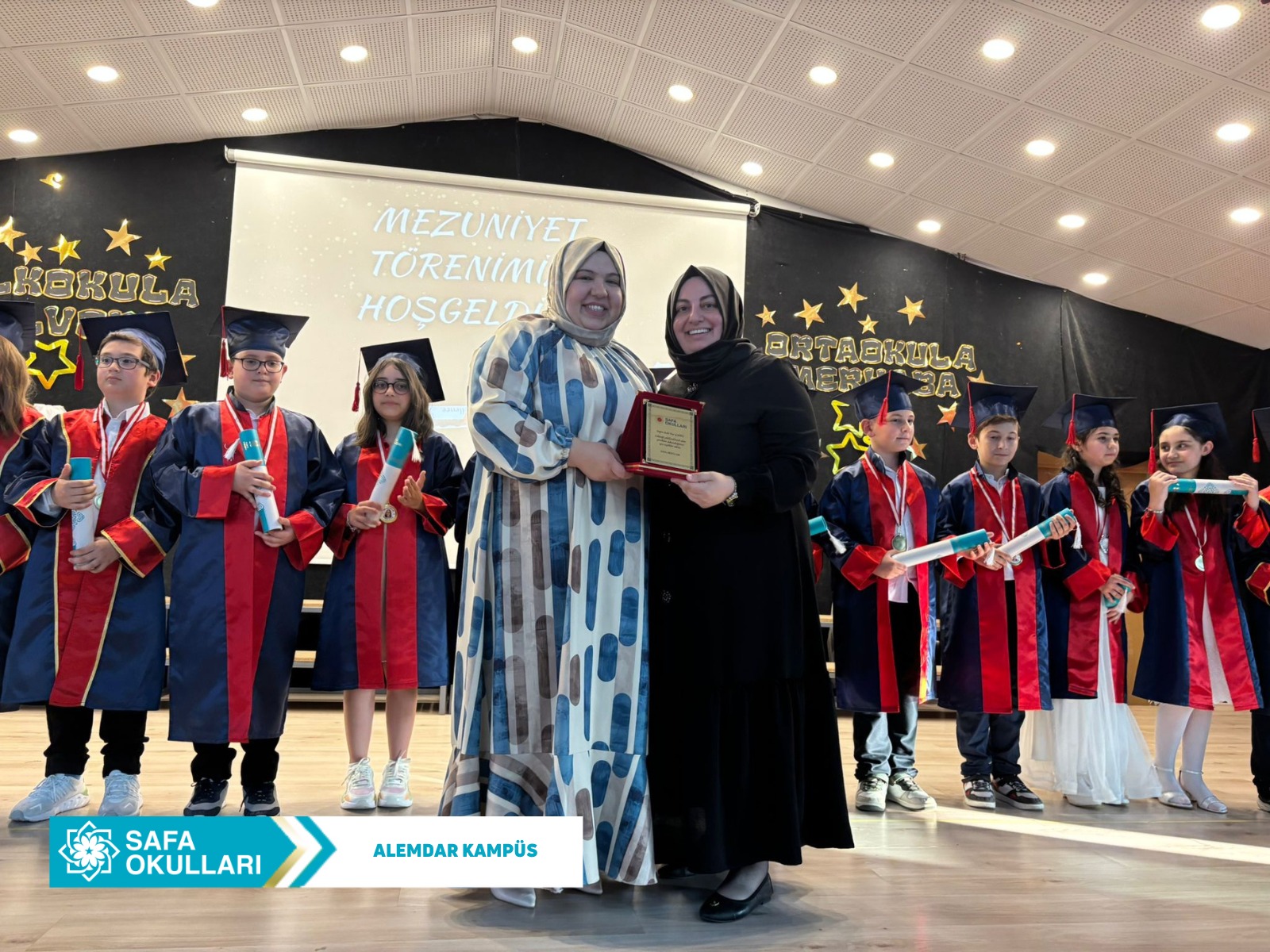 TEBRİKLER MİNİK MEZUNLAR