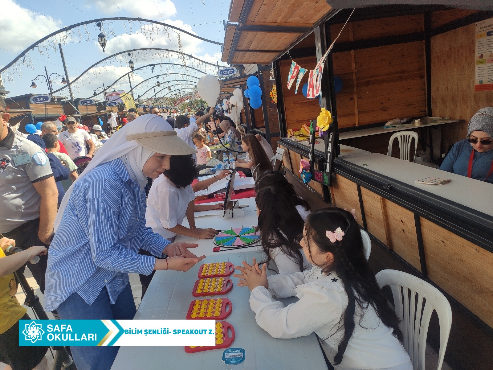 BİLİM ŞENLİĞİNDE SPEAKOUT ZÜMRESİ