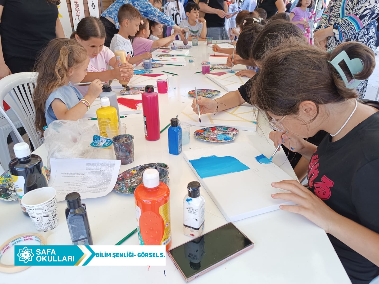 BİLİM ŞENLİĞİNDE GÖRSEL SANATLAR ZÜMRESİ